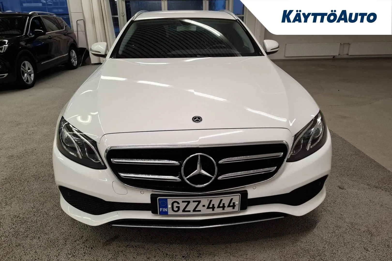 Mercedes-Benz E GZZ-444 carousel image