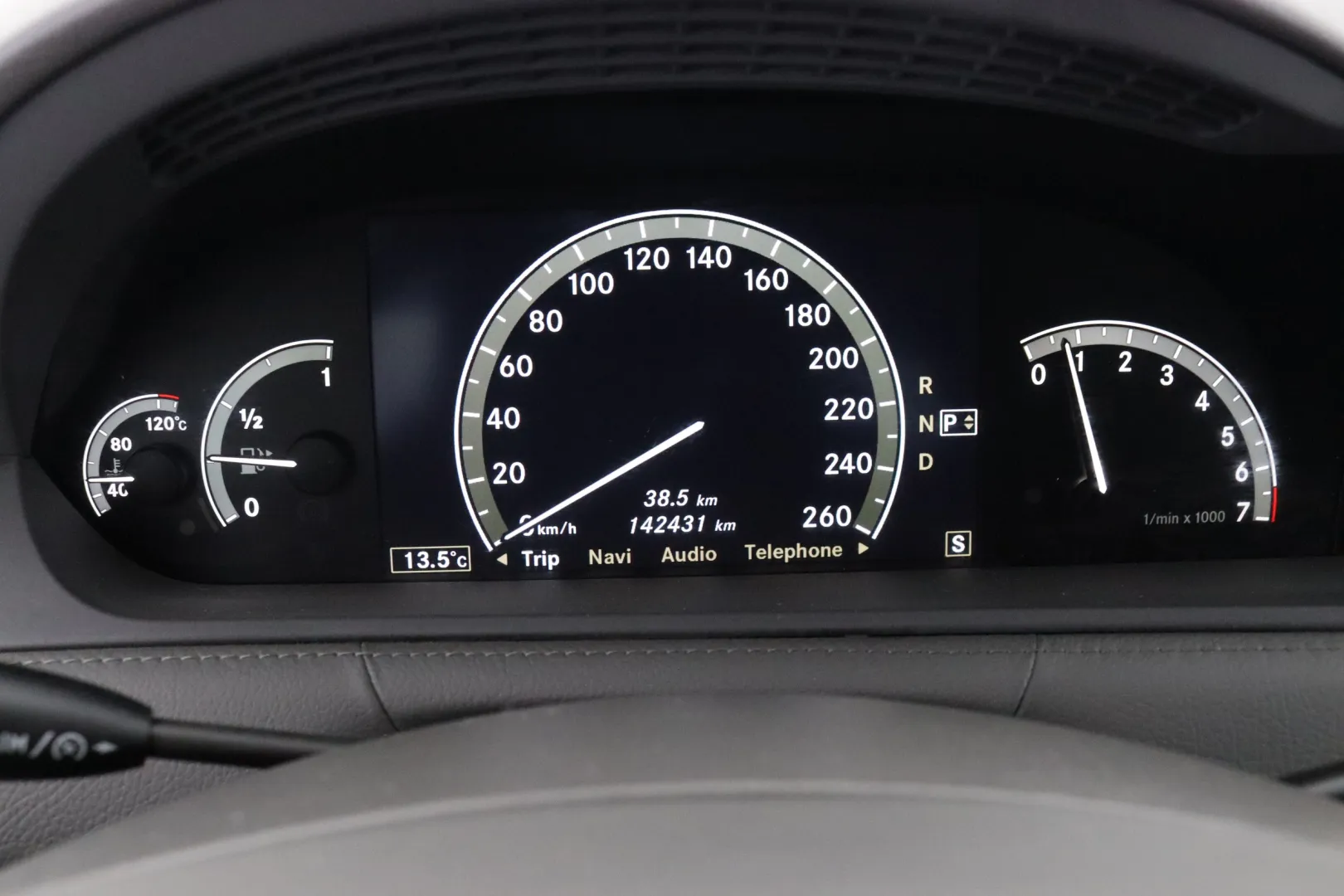 MERCEDES-BENZ CL NKI-432 carousel image