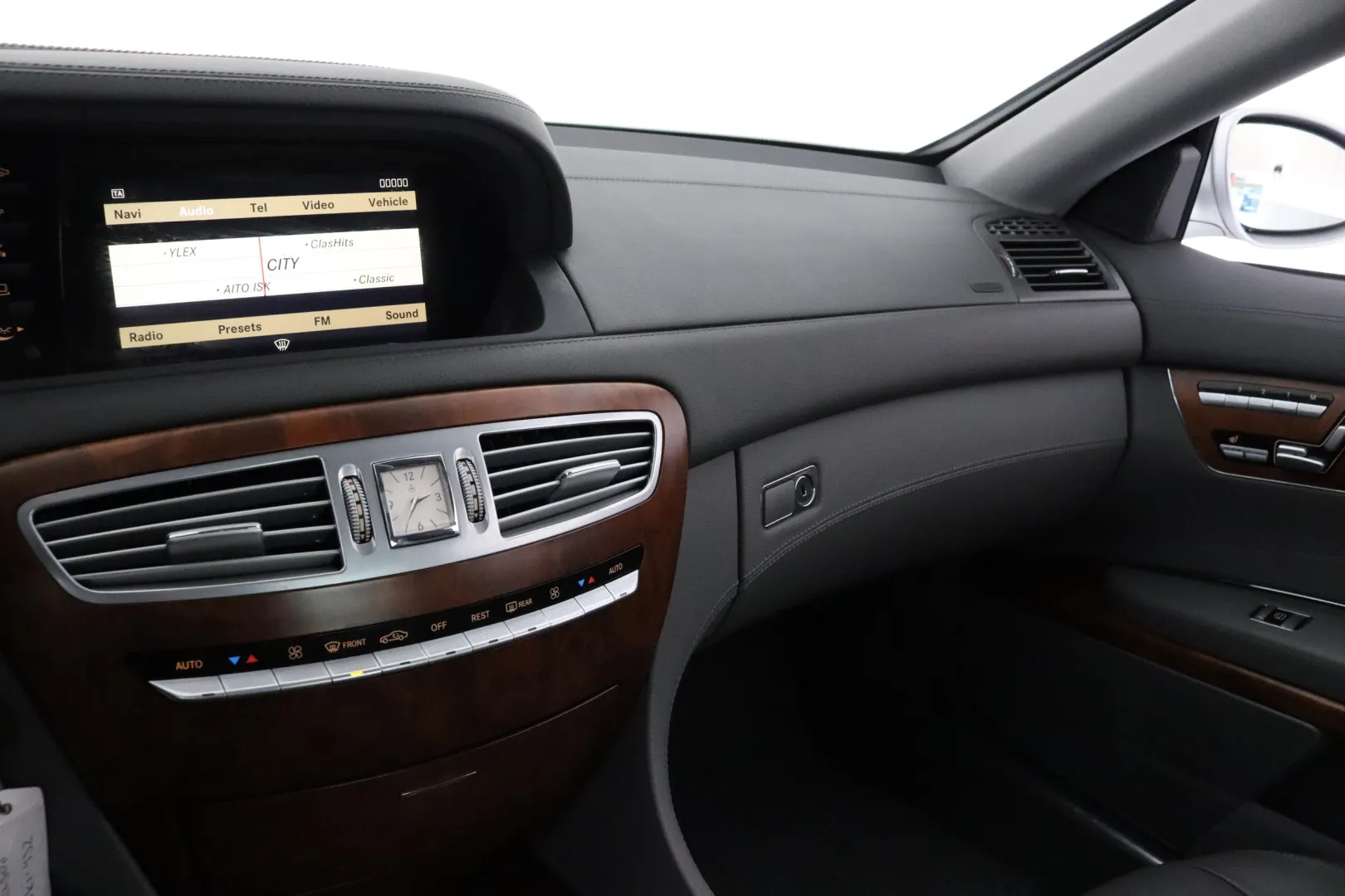 MERCEDES-BENZ CL NKI-432 carousel image