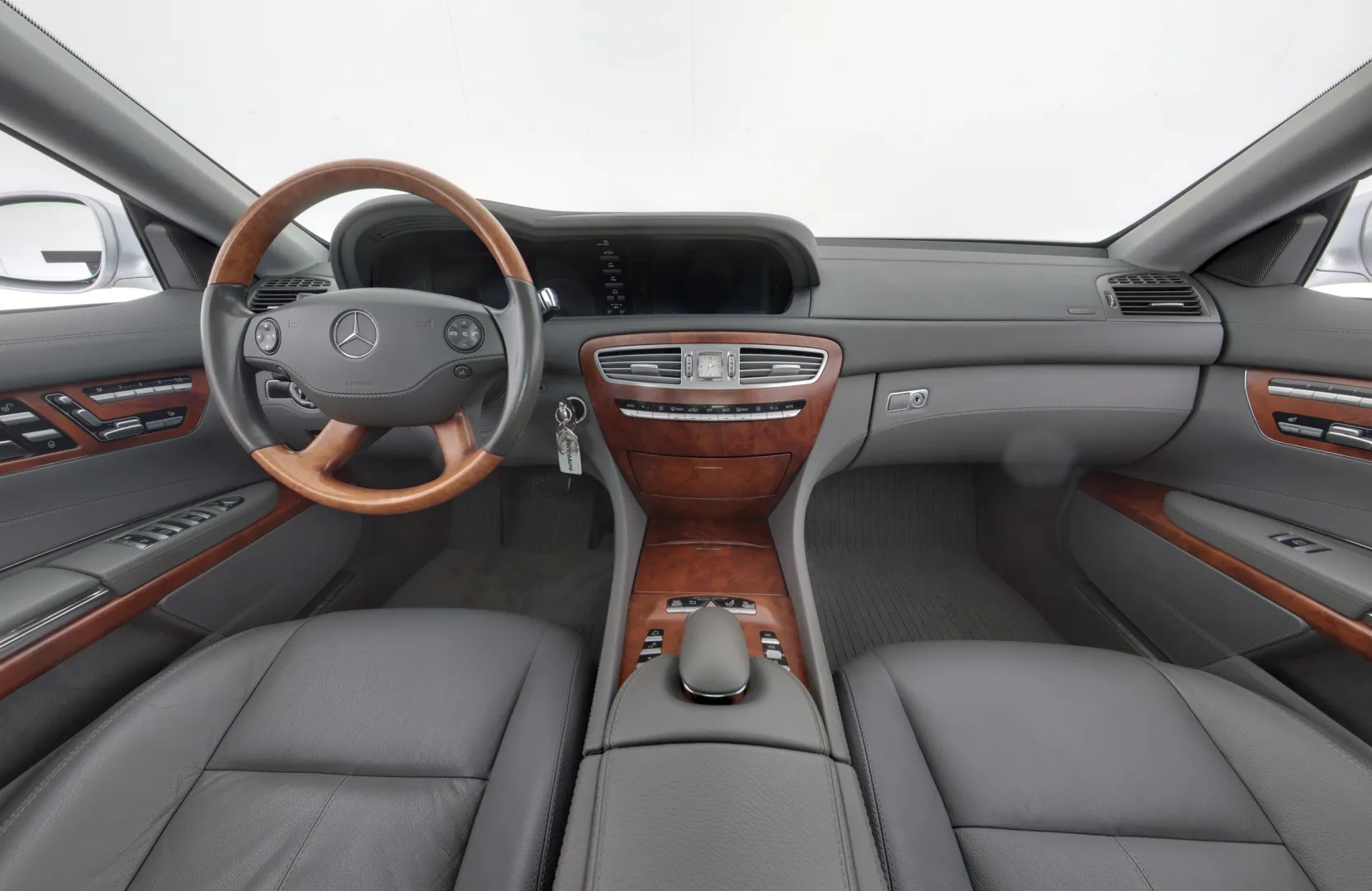 MERCEDES-BENZ CL NKI-432 carousel image