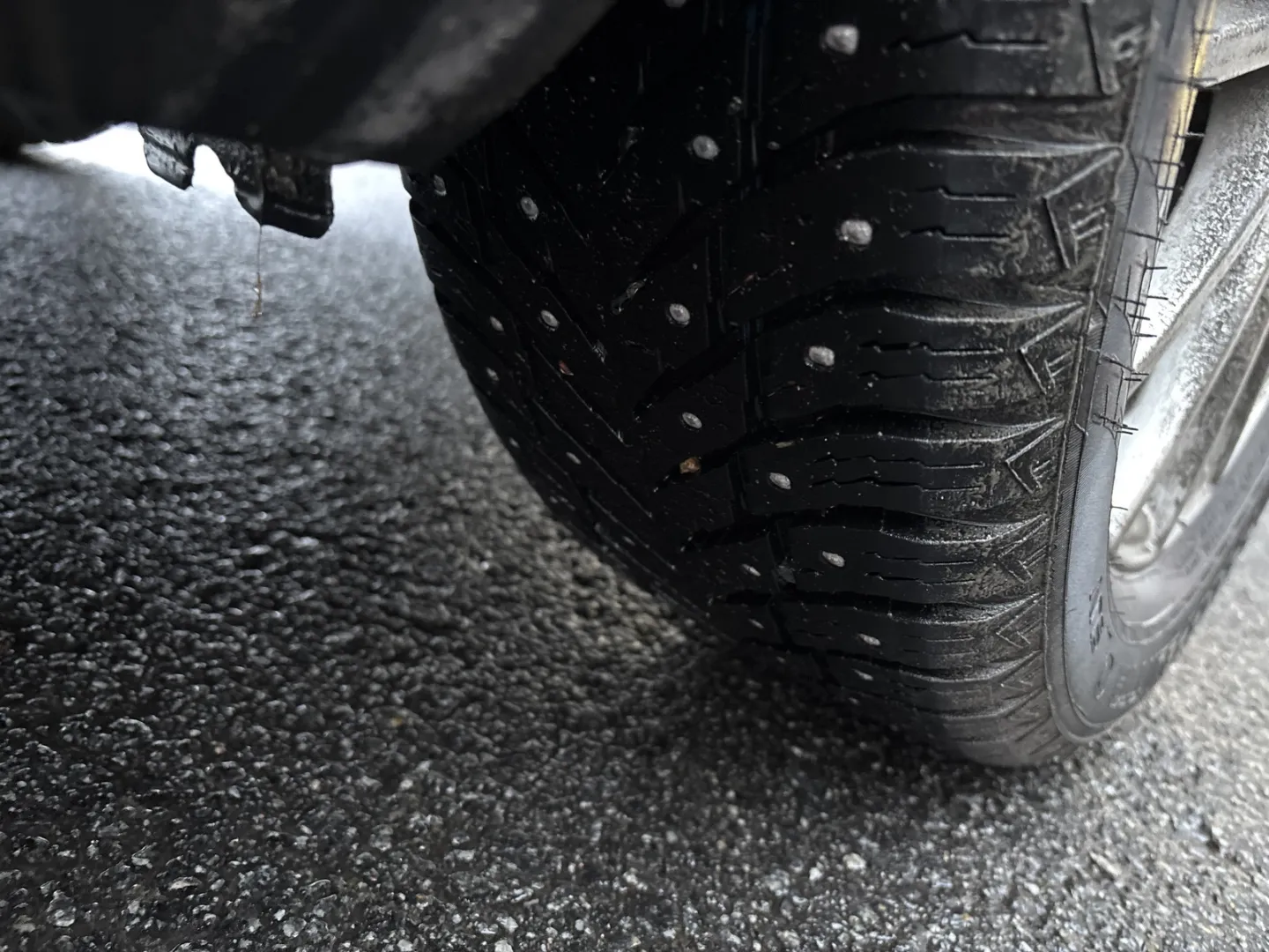 MERCEDES-BENZ GLA LRH-819 carousel image