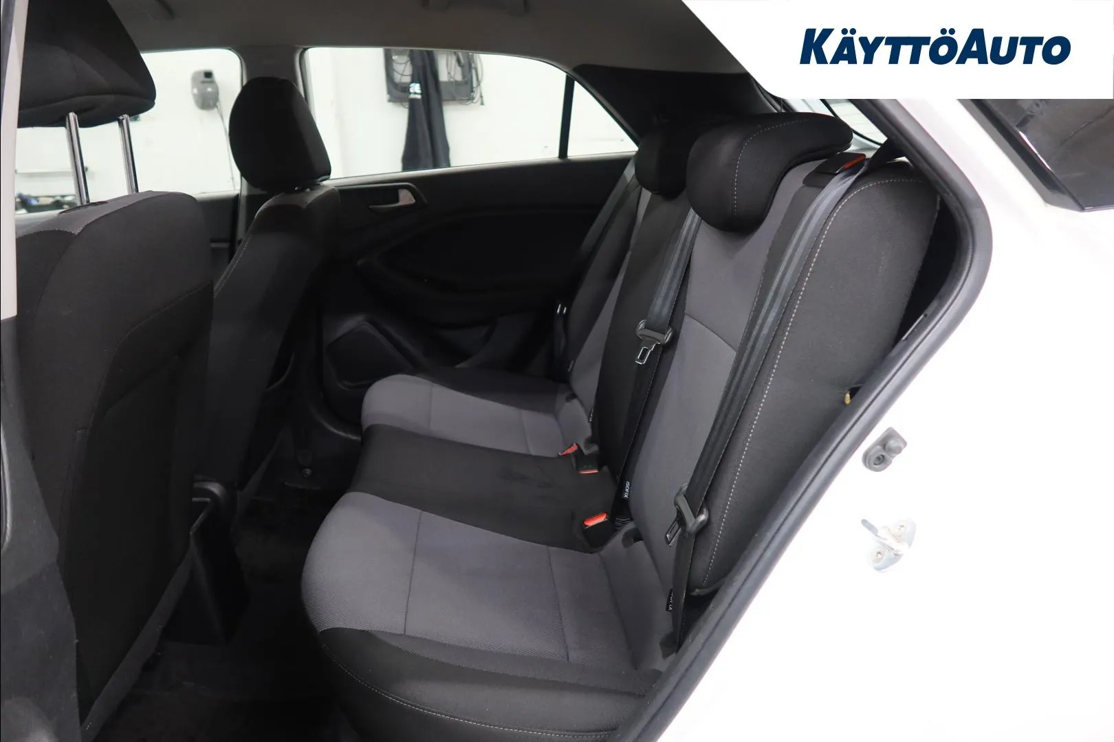 Hyundai i20 5d LON-826 carousel image