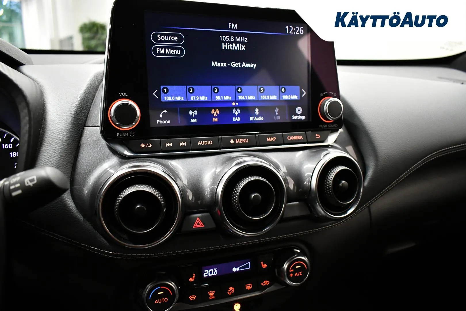 NISSAN Juke ZMU-194 carousel image