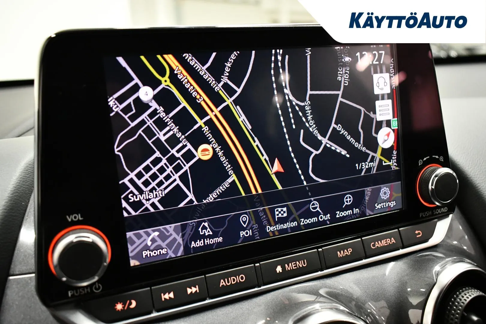 NISSAN Juke ZMU-194 carousel image