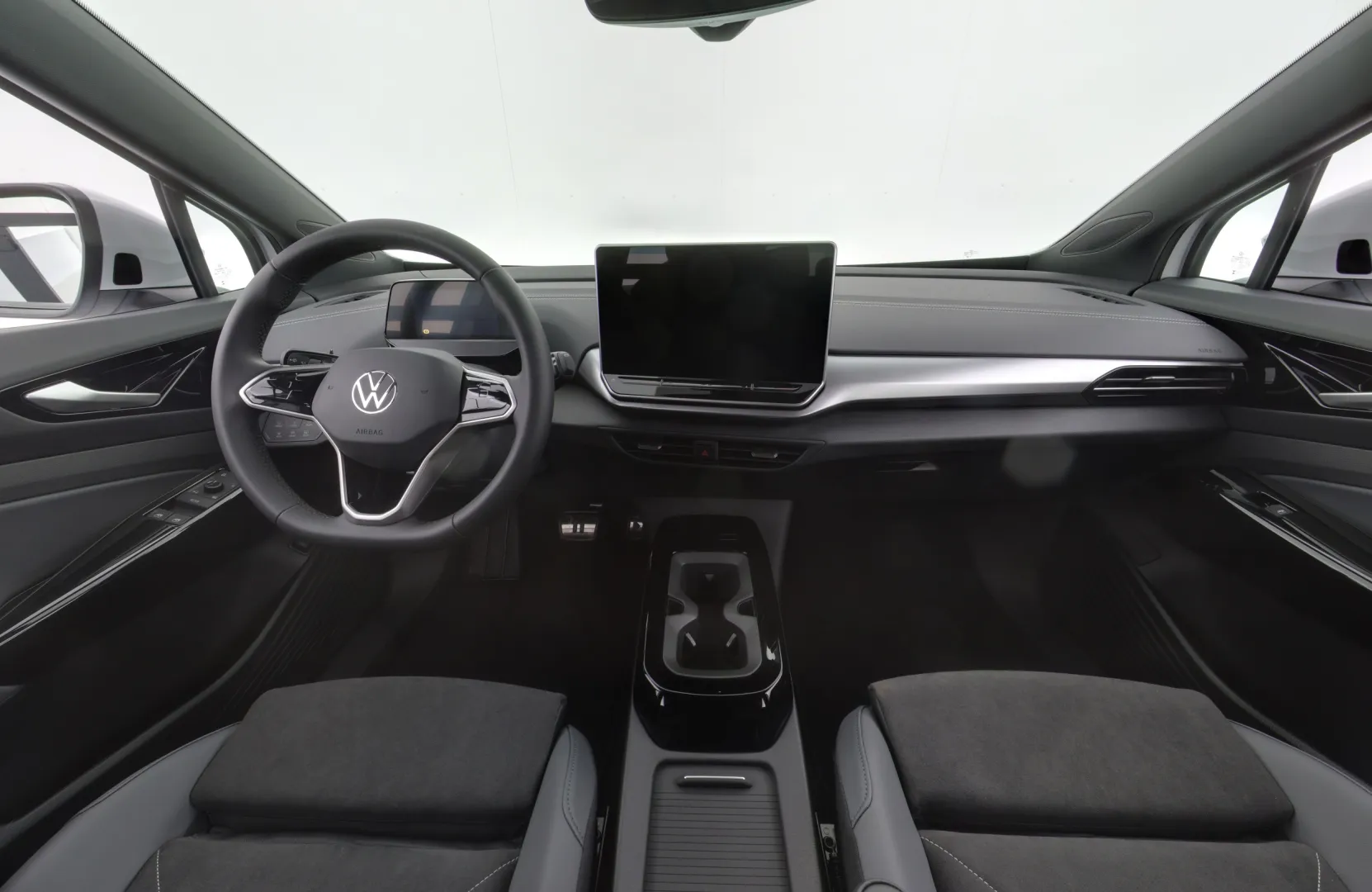 Volkswagen ID.4 NOJ-673 carousel image