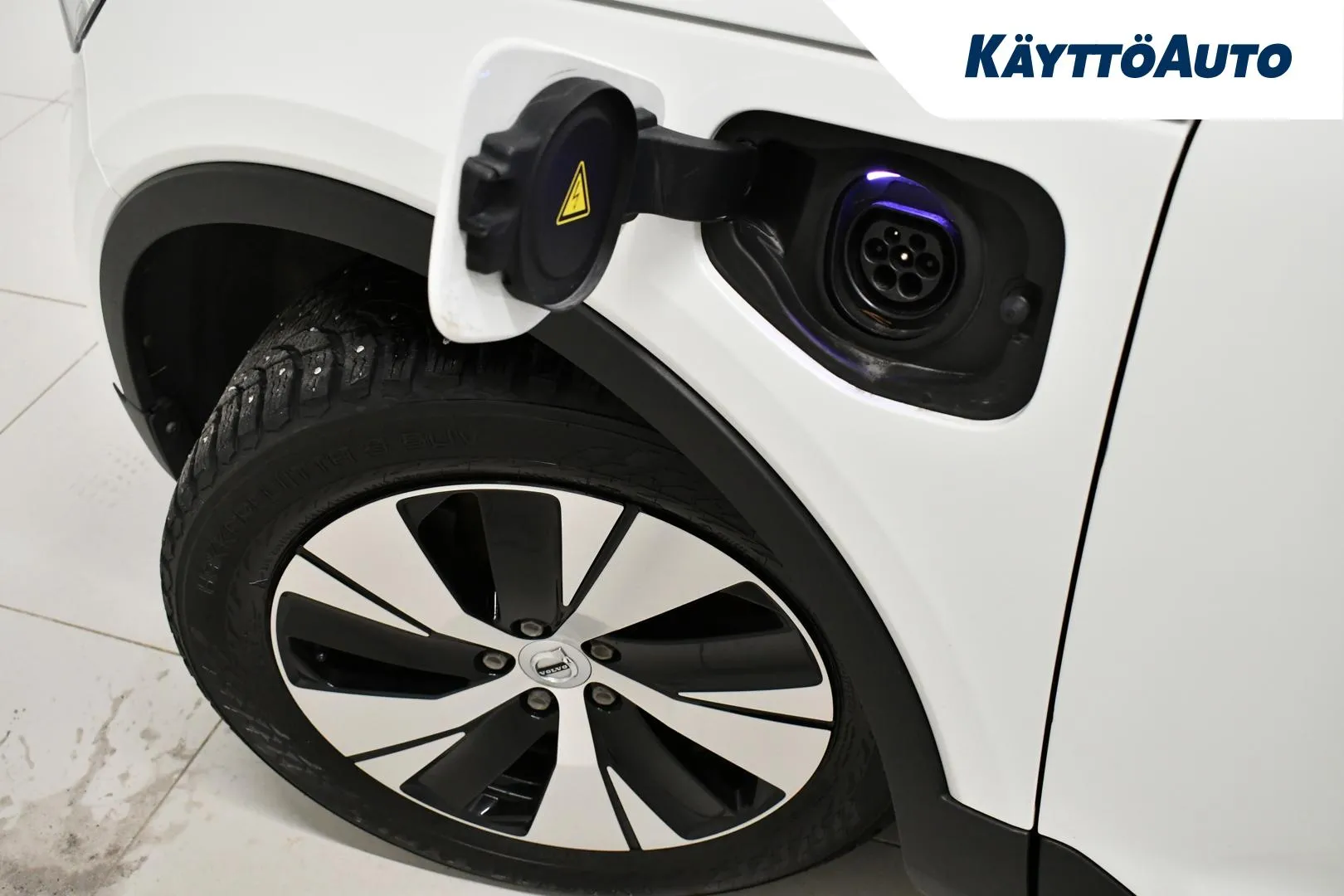 VOLVO XC40 ZMV-501 carousel image