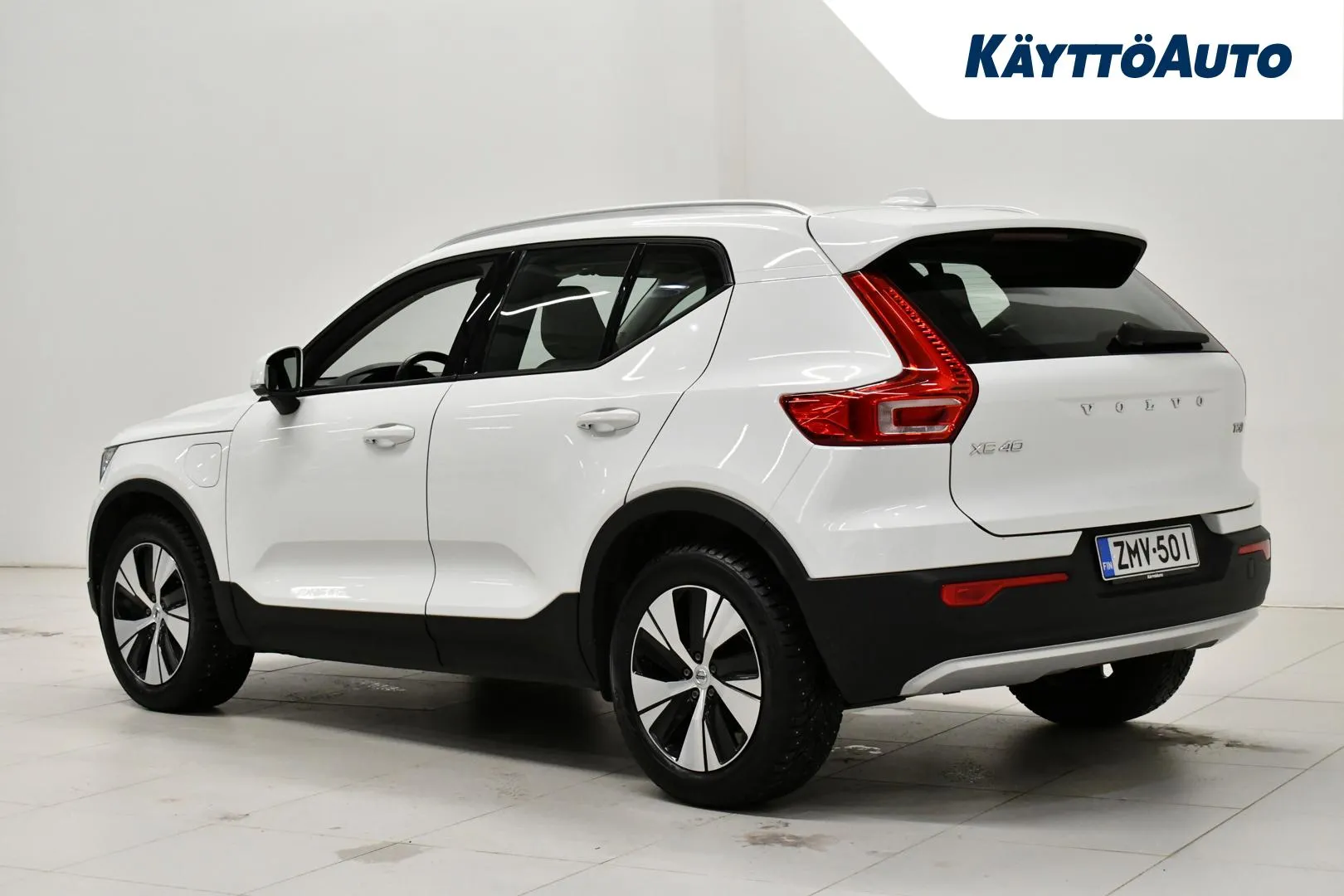 VOLVO XC40 ZMV-501 carousel image