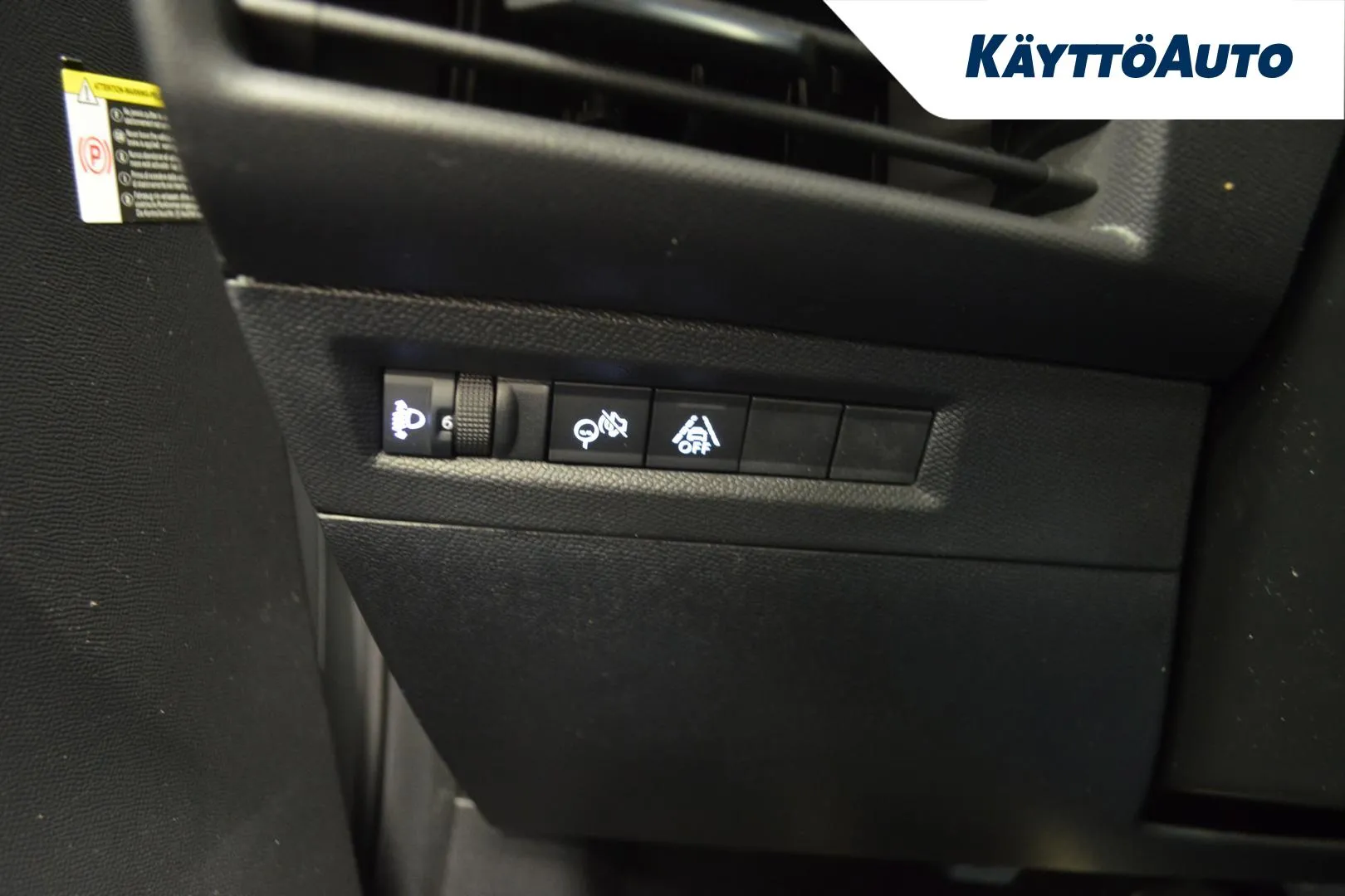 Opel Frontera LTN-961 carousel image