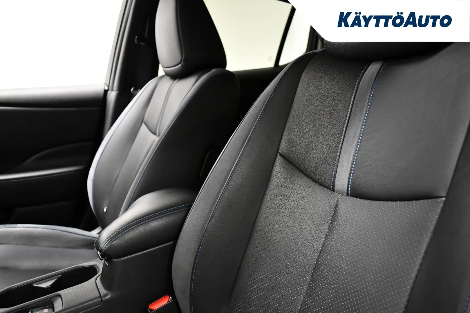 NISSAN Leaf RUR-637 carousel image