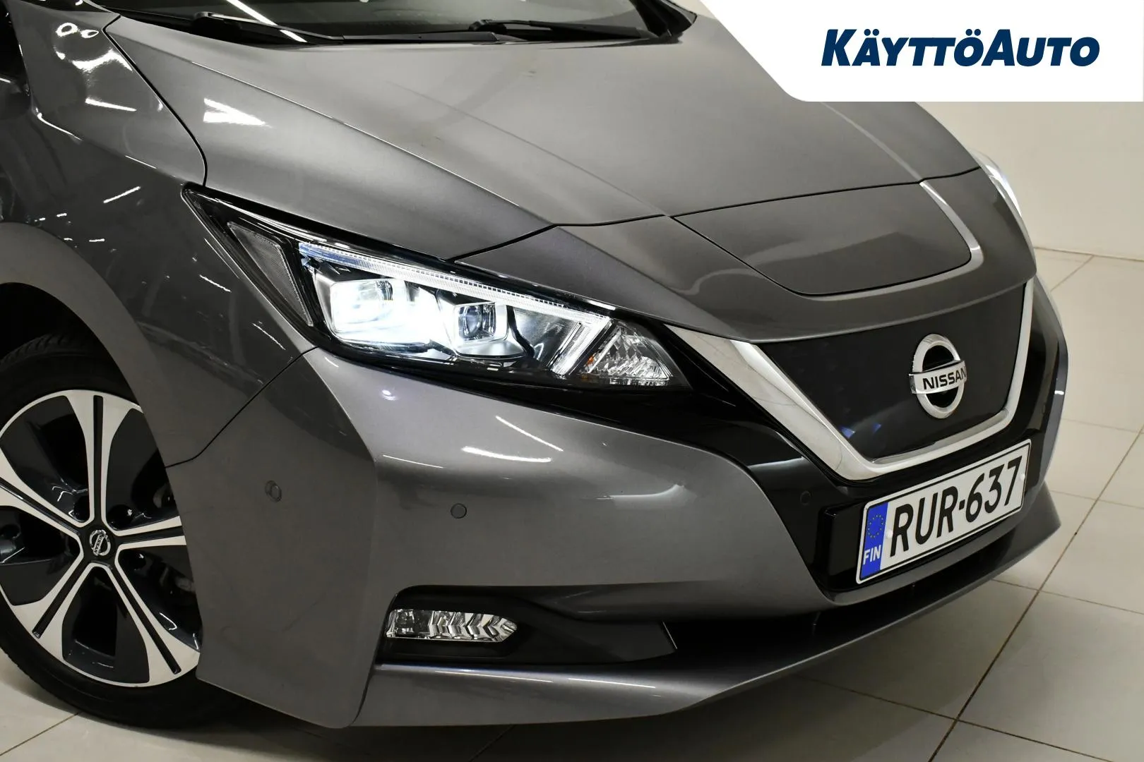 NISSAN Leaf RUR-637 carousel image