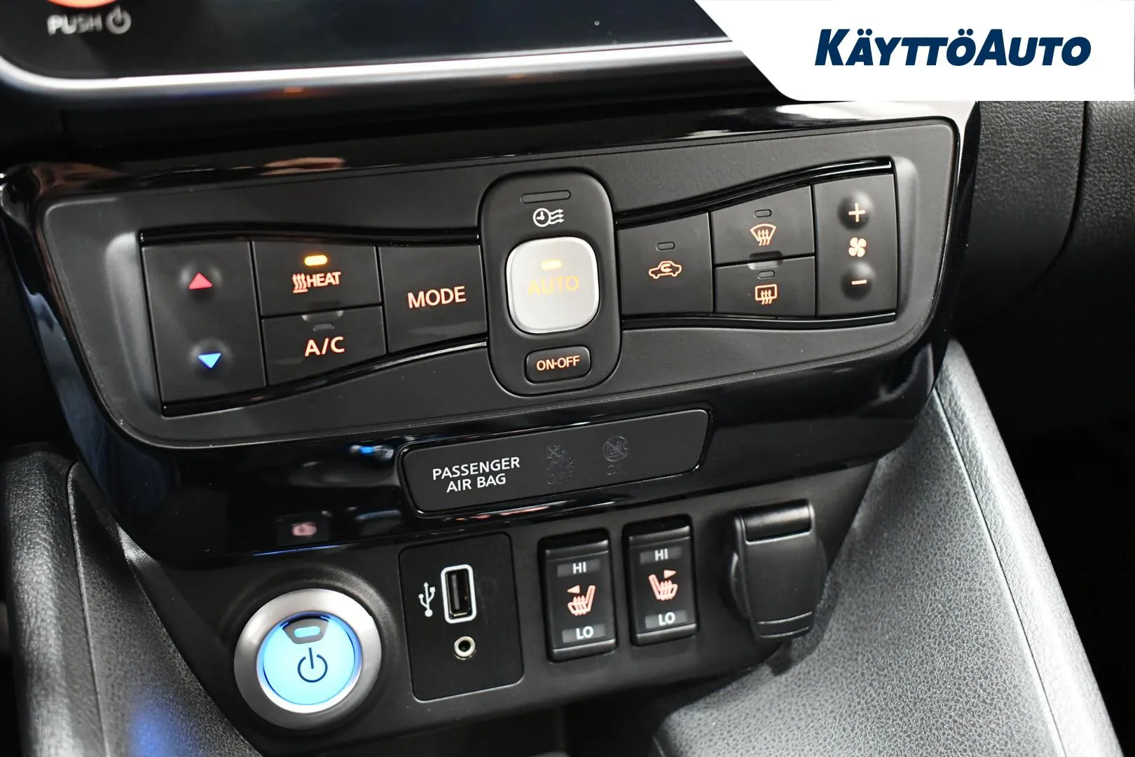 NISSAN Leaf RUR-637 carousel image