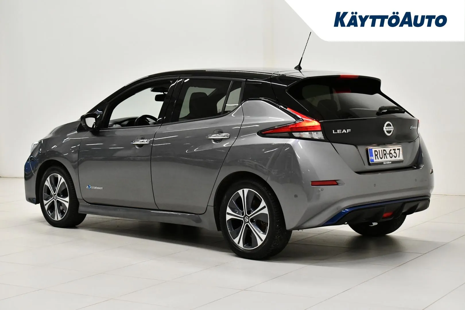 NISSAN Leaf RUR-637 carousel image