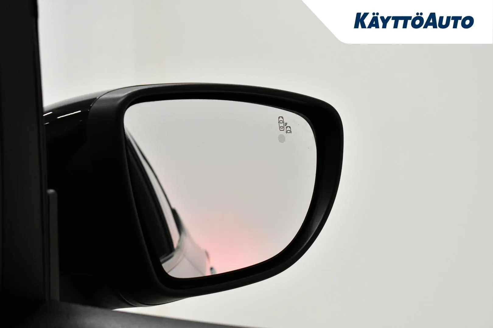 NISSAN Leaf RUR-637 carousel image