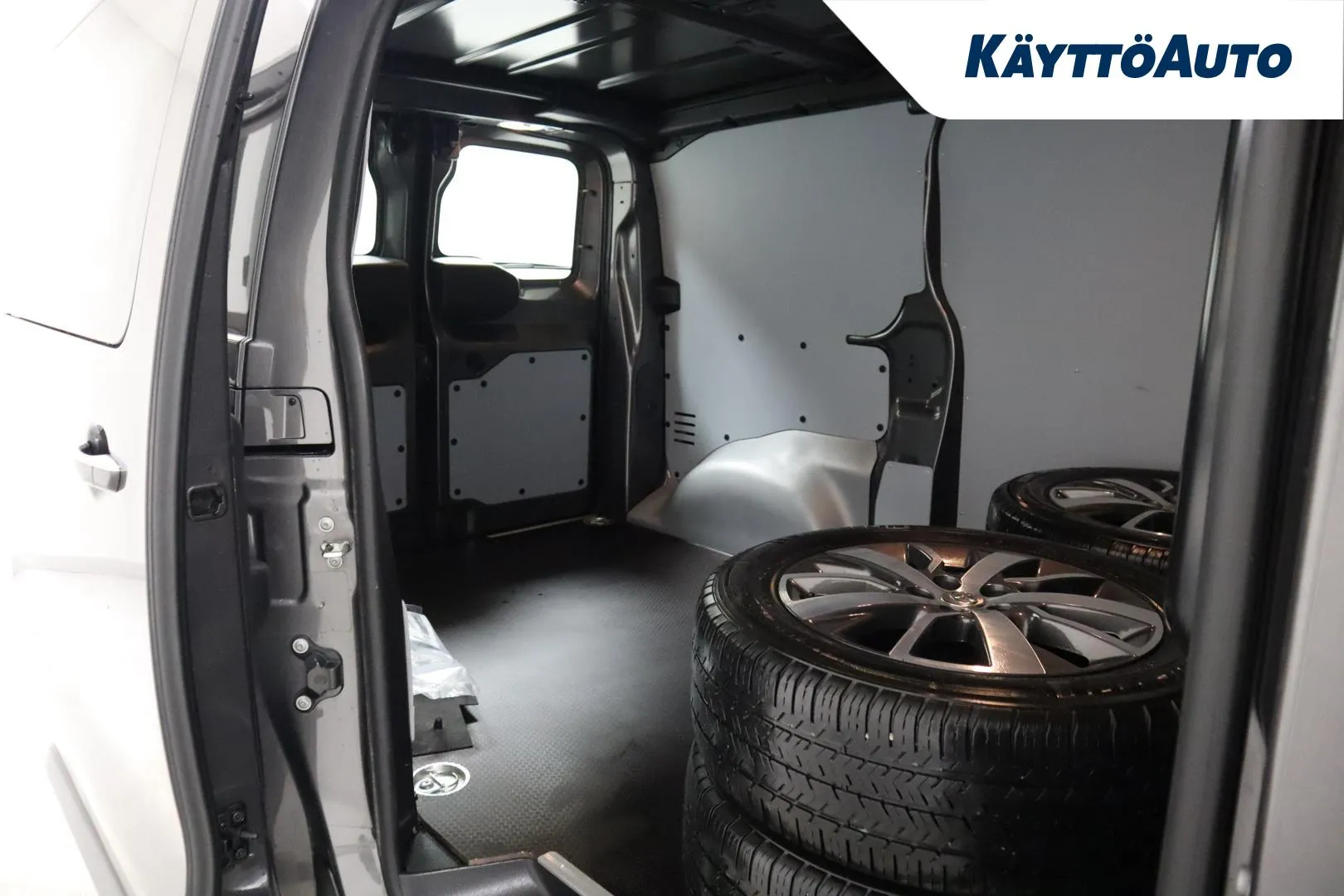 TOYOTA Proace ZOA-546 carousel image