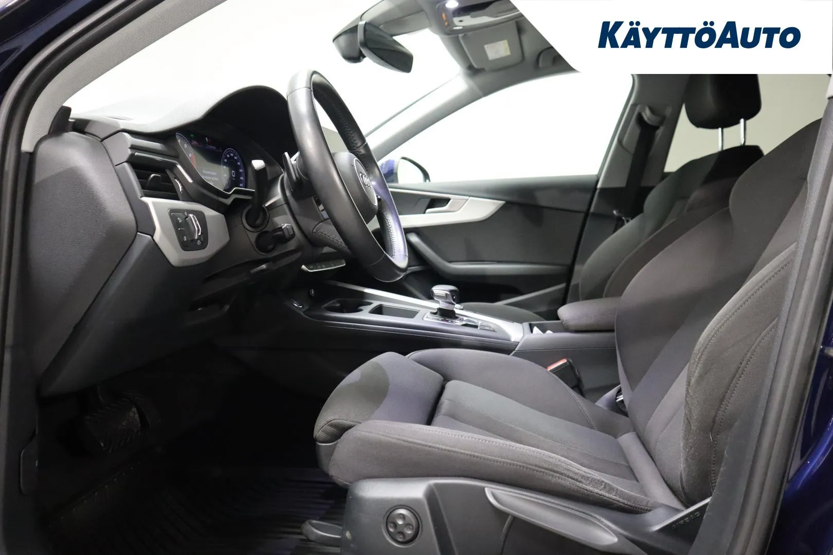 AUDI A4 FRV-797 carousel image