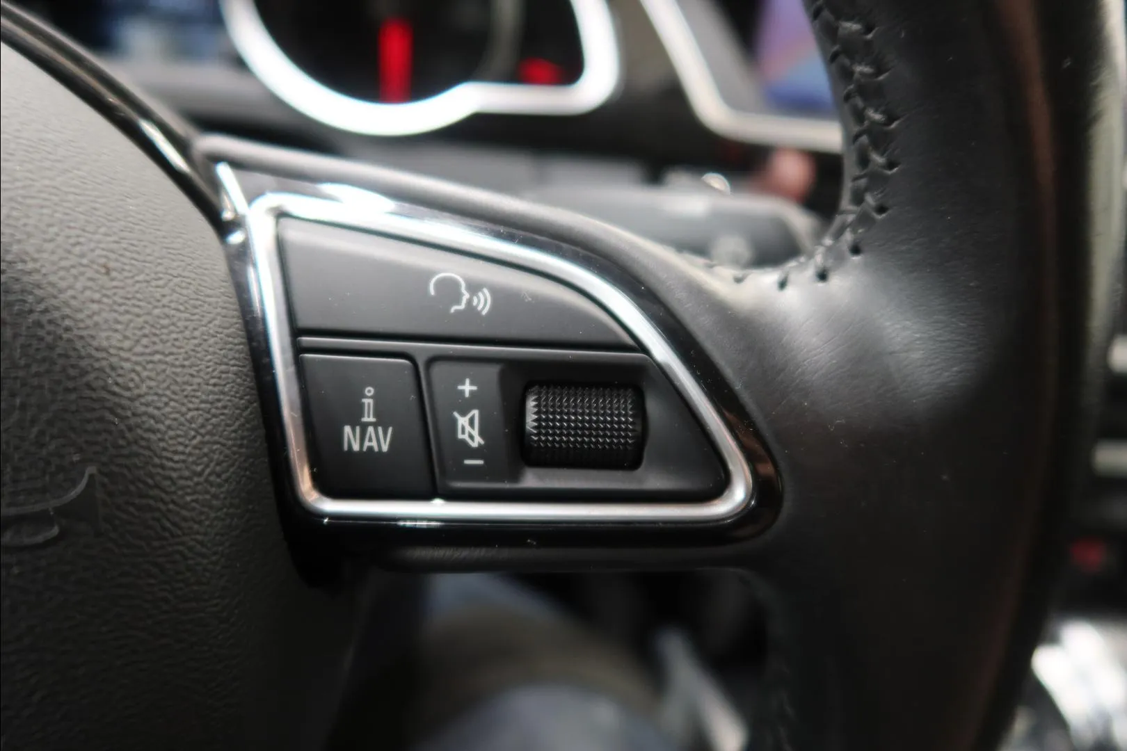 Audi A5 YKL-316 carousel image