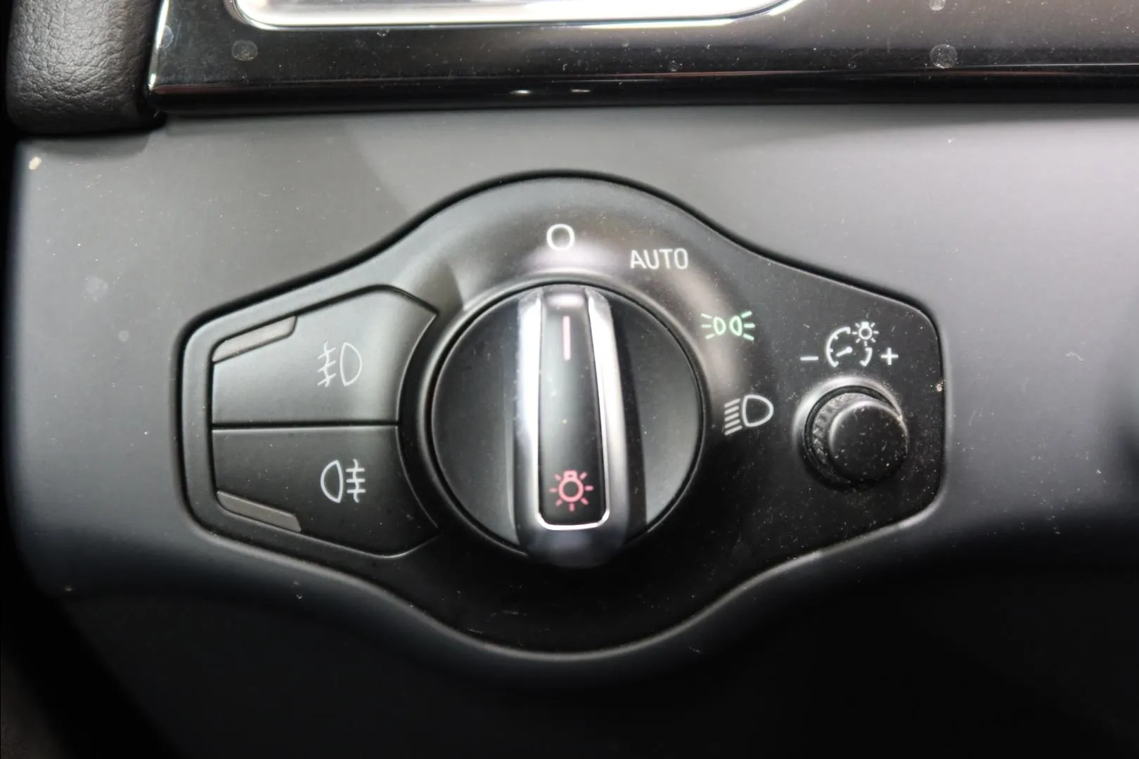 Audi A5 YKL-316 carousel image