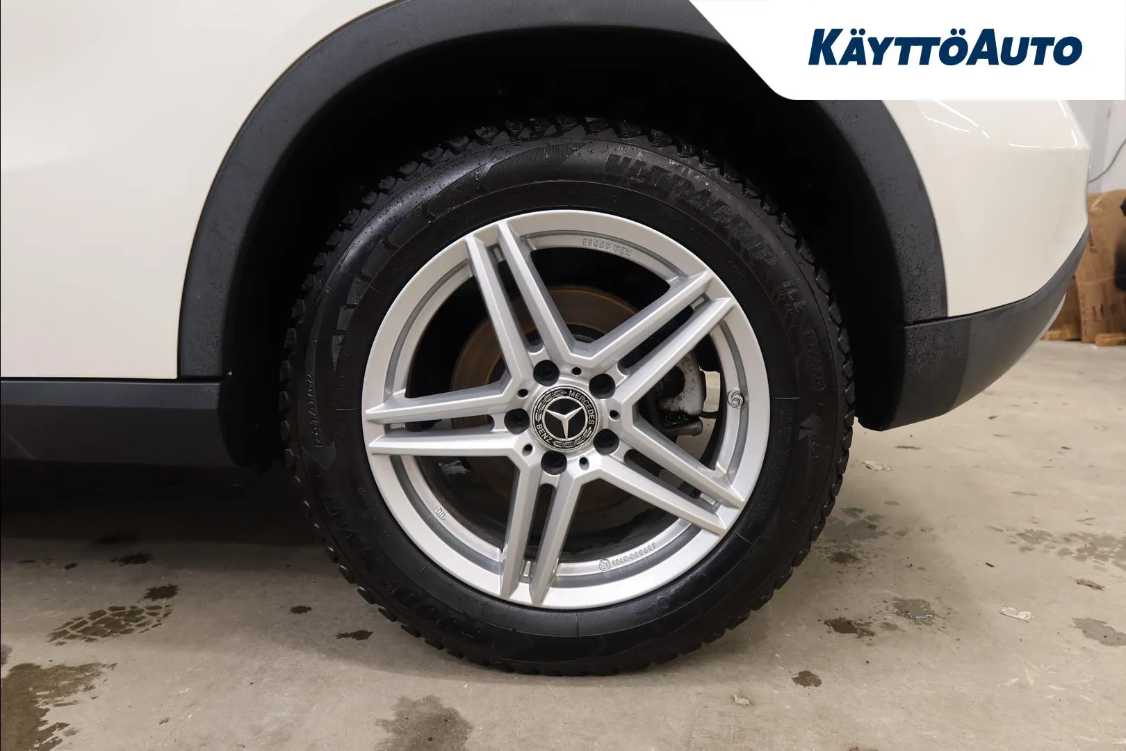 Mercedes-Benz GLA JKP-651 carousel image