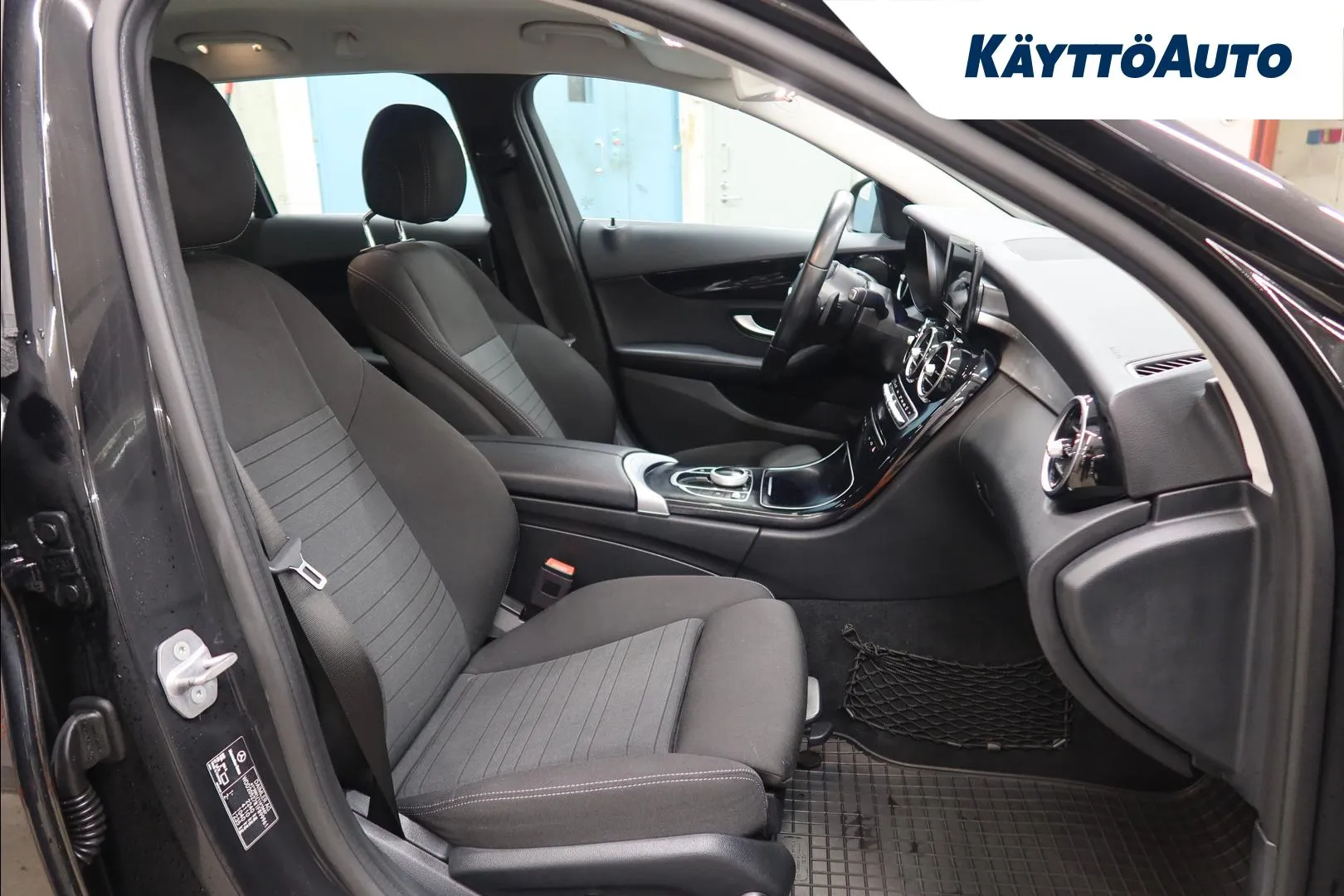 Mercedes-Benz C ERE-252 carousel image