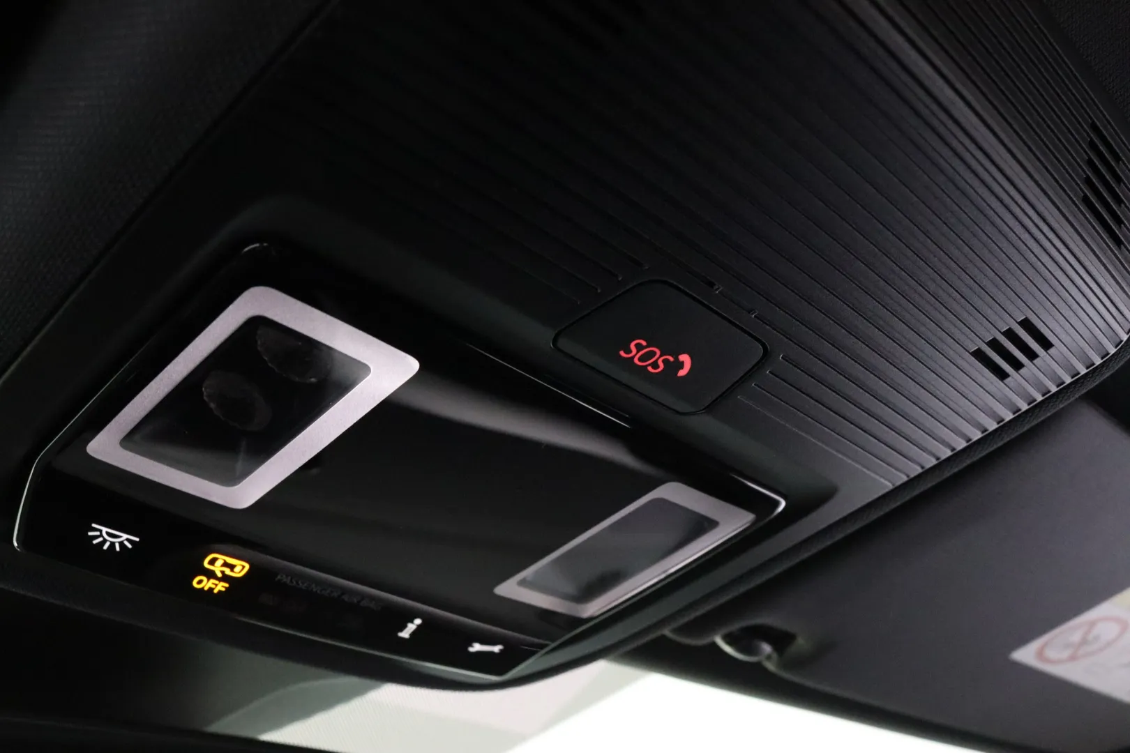 Volkswagen ID.4 NOJ-663 carousel image