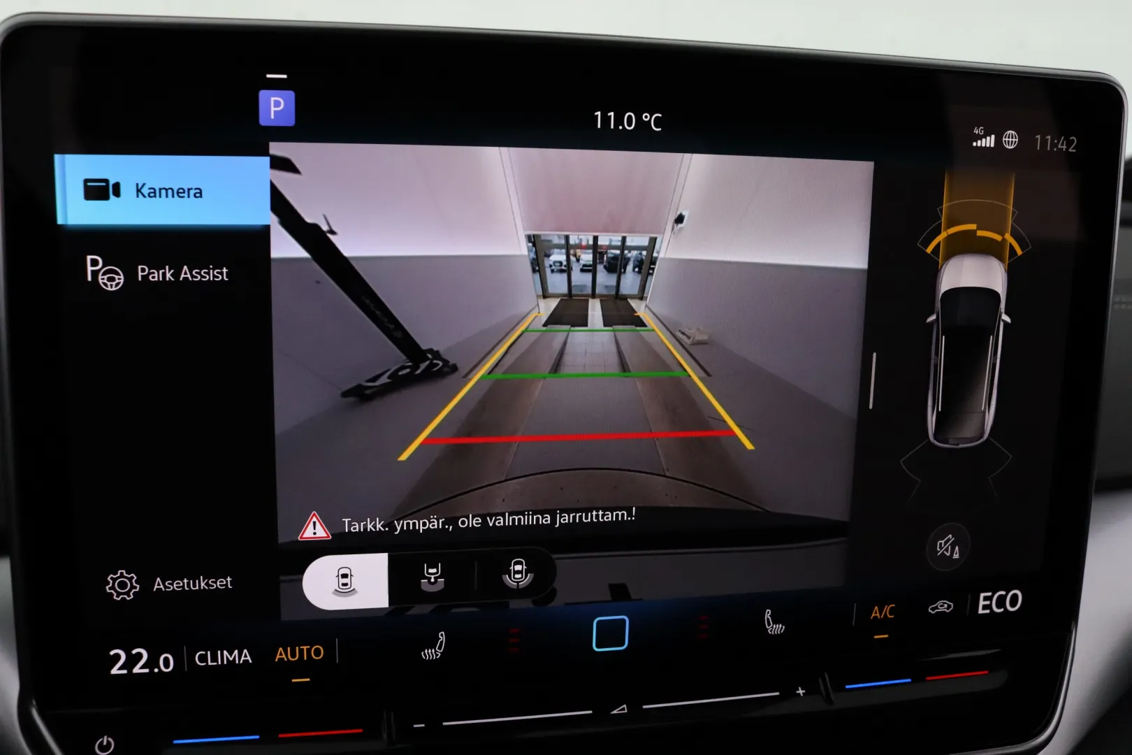 Volkswagen ID.4 NOJ-663 carousel image