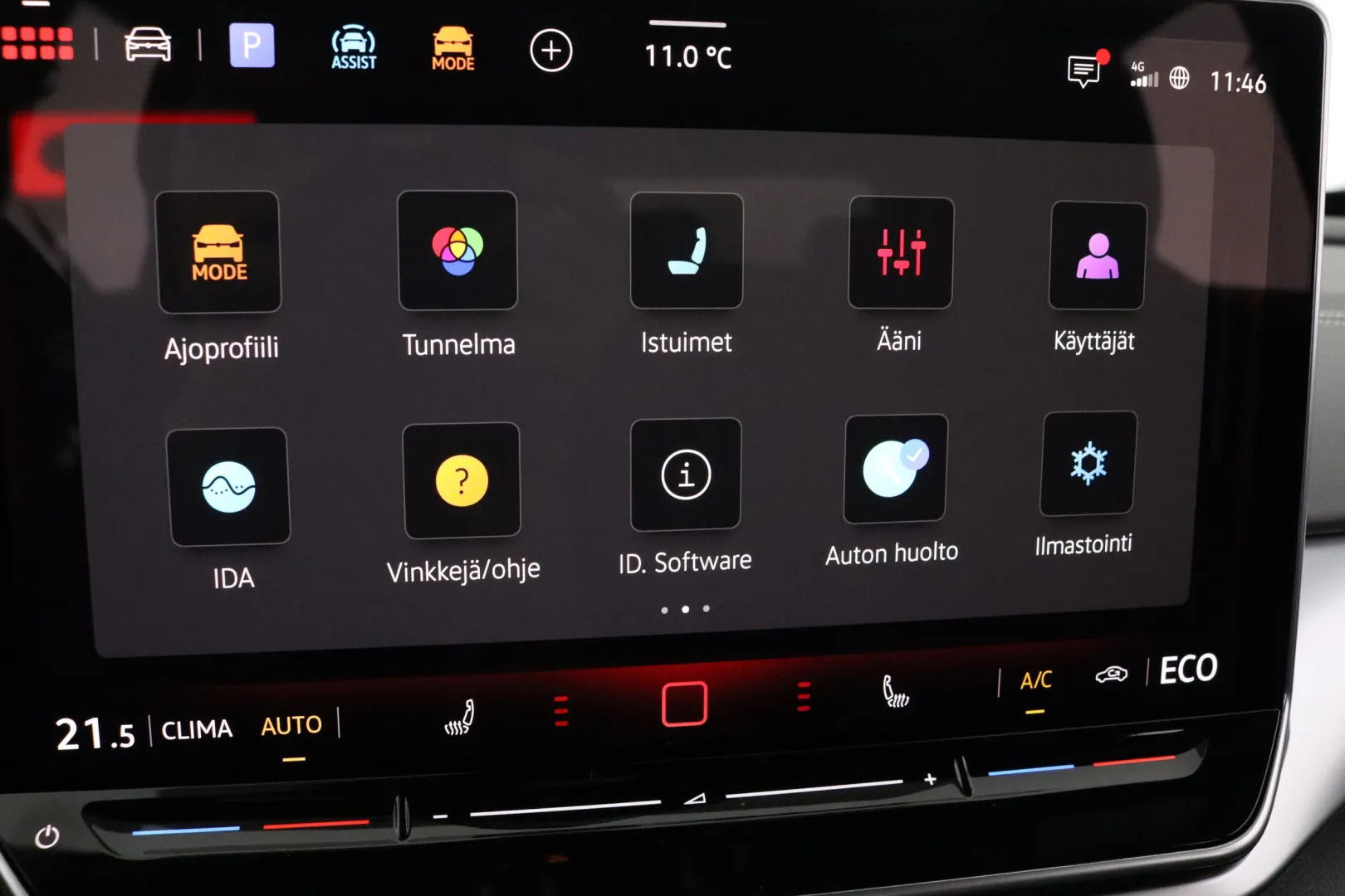 Volkswagen ID.4 NOJ-663 carousel image