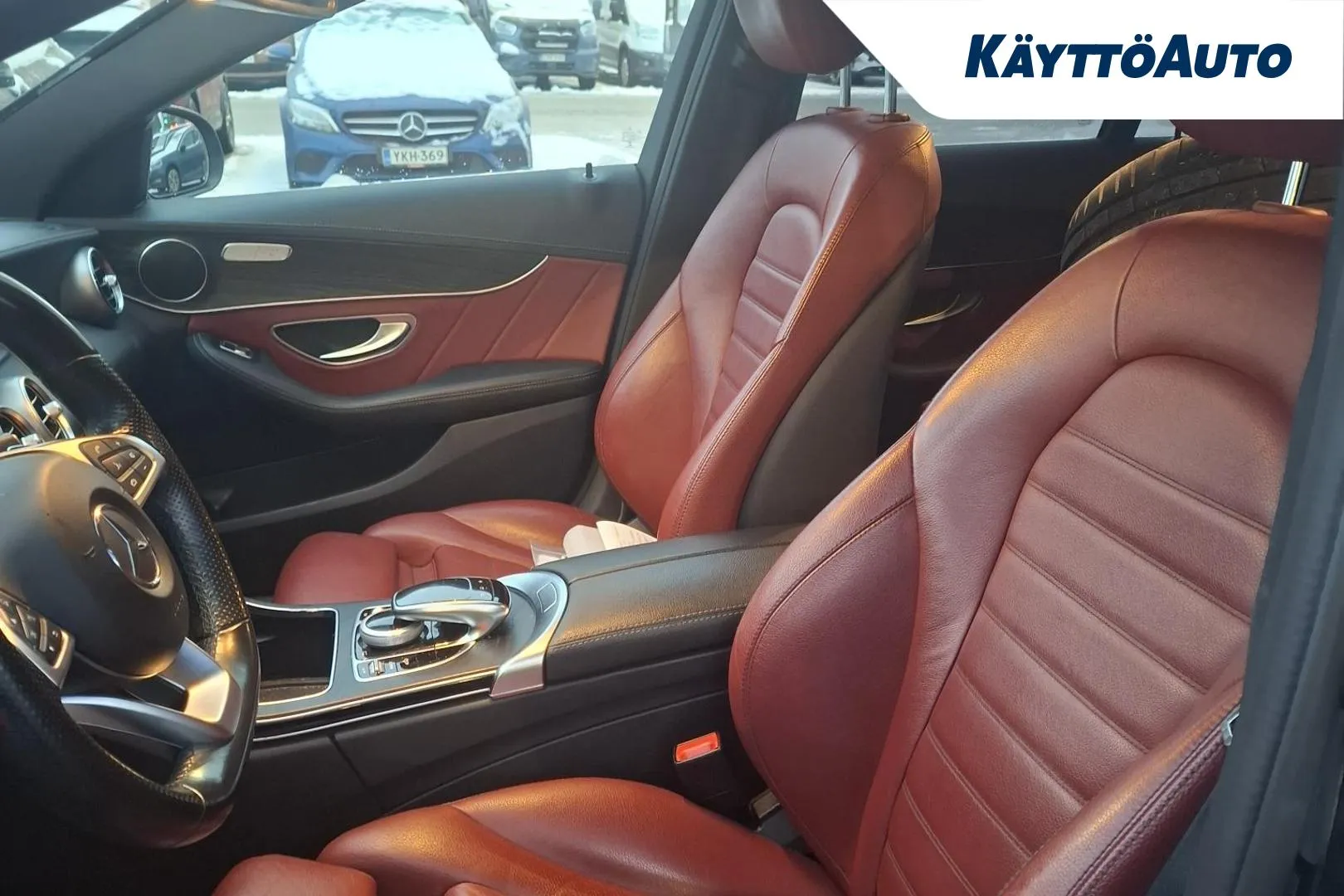 Mercedes-Benz C ERM-974 carousel image