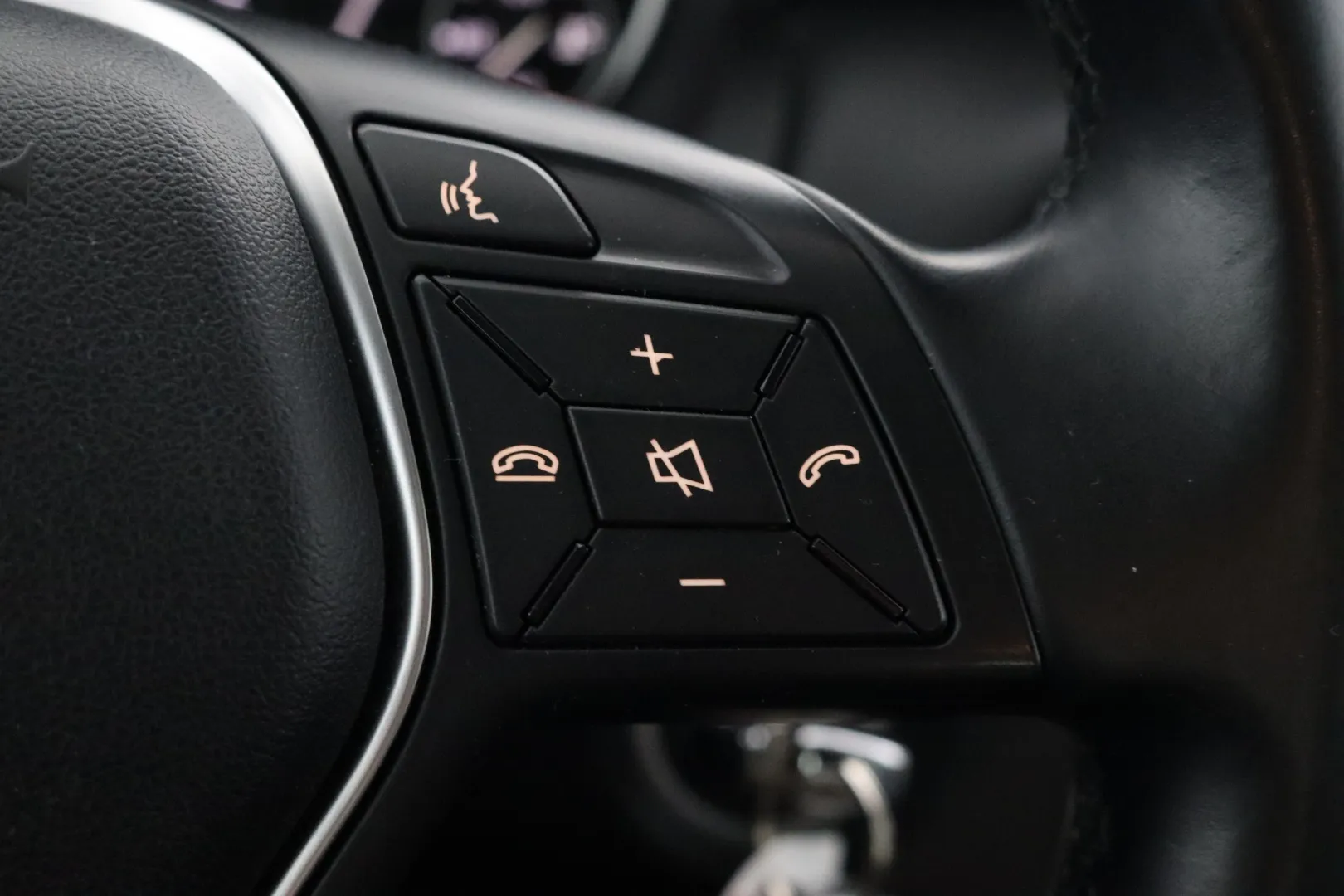 MERCEDES-BENZ A ZKA-632 carousel image