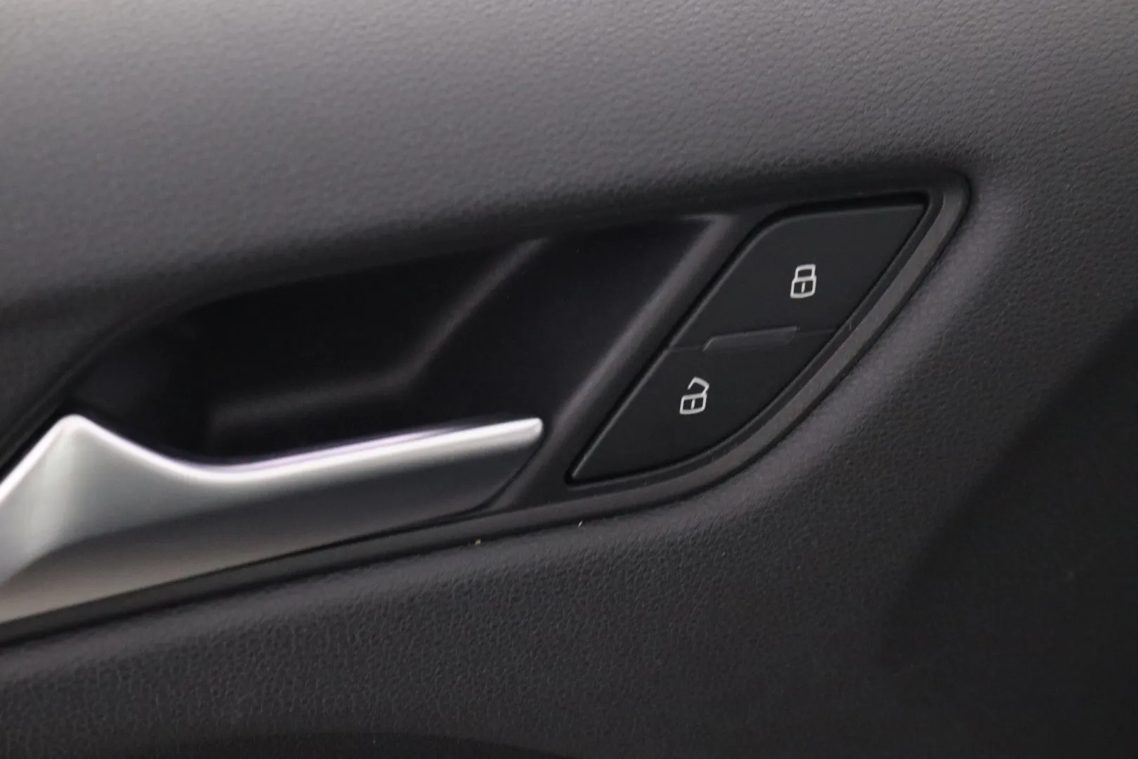 AUDI A3 NLE-105 carousel image