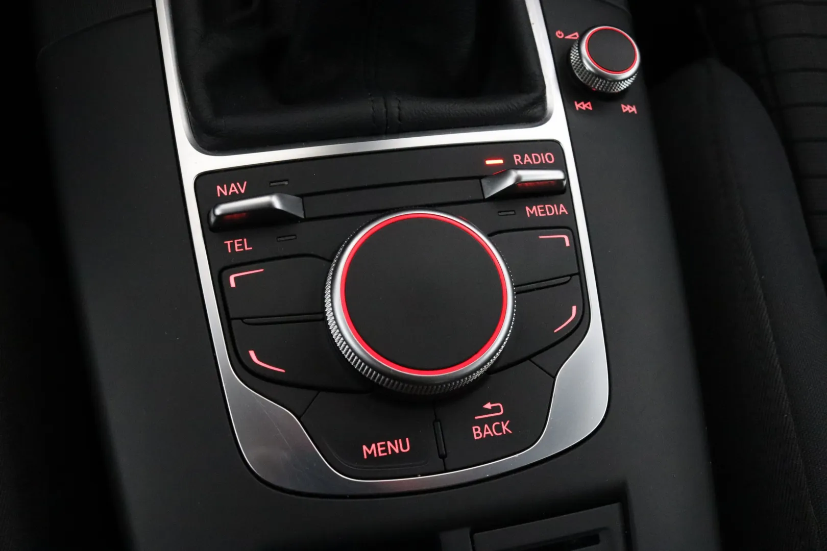 AUDI A3 NLE-105 carousel image