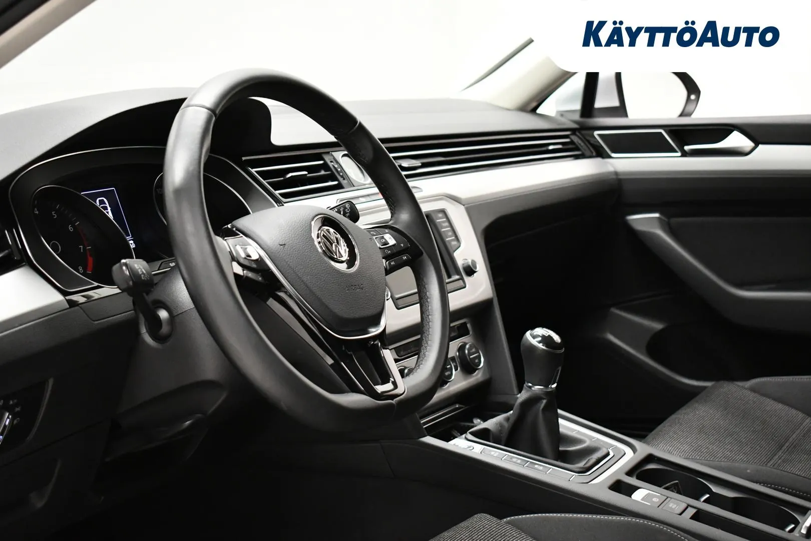 VOLKSWAGEN Passat JKF-344 carousel image