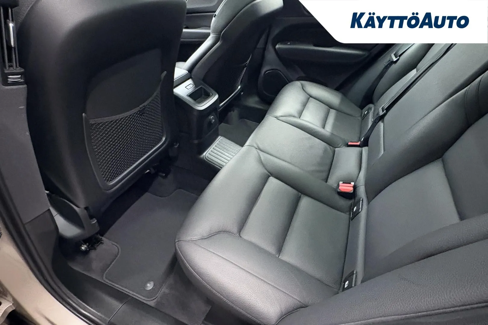 VOLVO XC60 FRH-321 carousel image