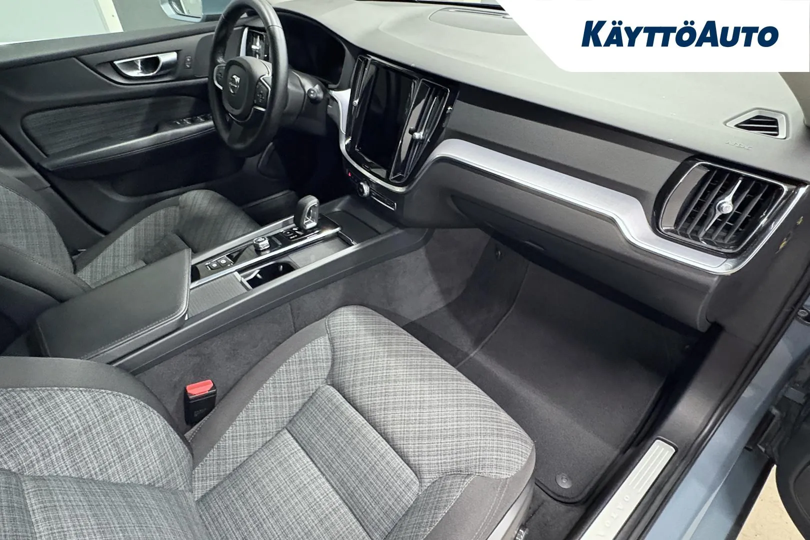 VOLVO V60 FRI-464 carousel image