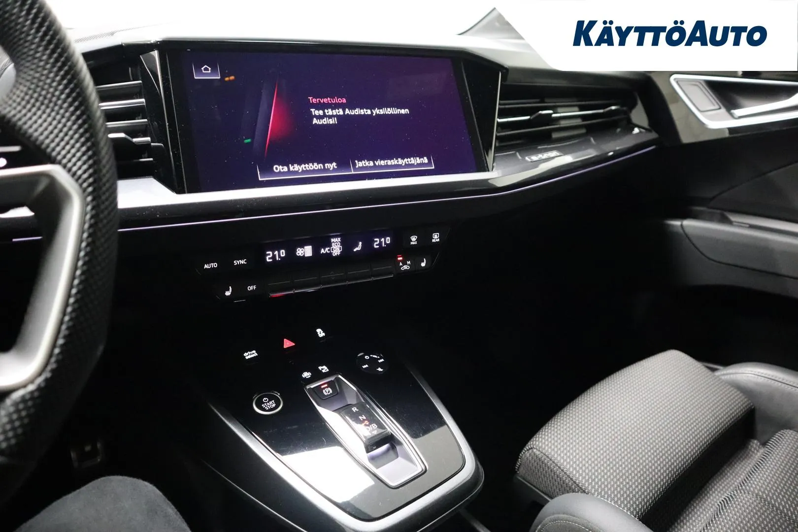 AUDI Q4 e-tron YMA-506 carousel image