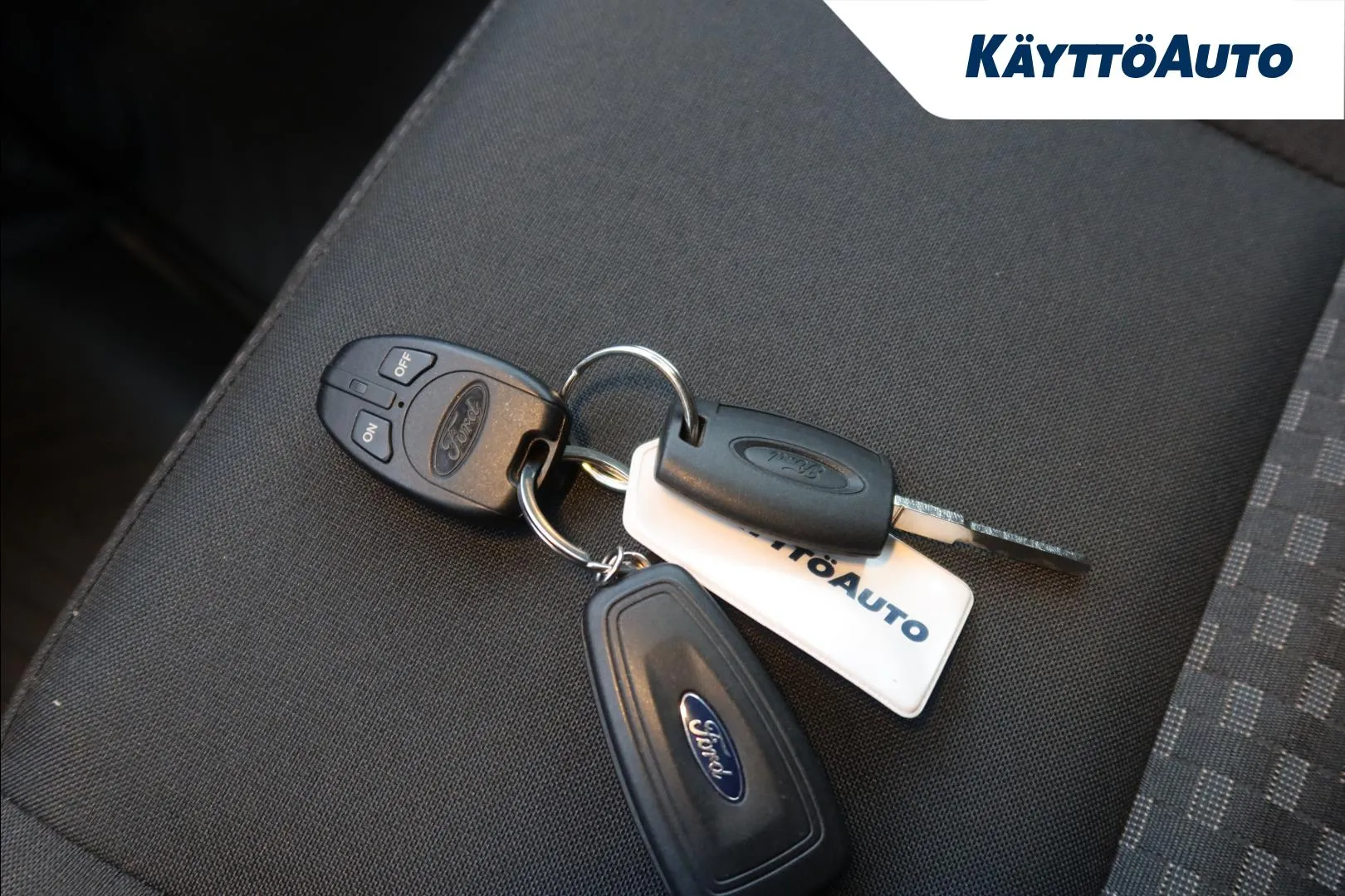 Ford Transit XSS-605 carousel image