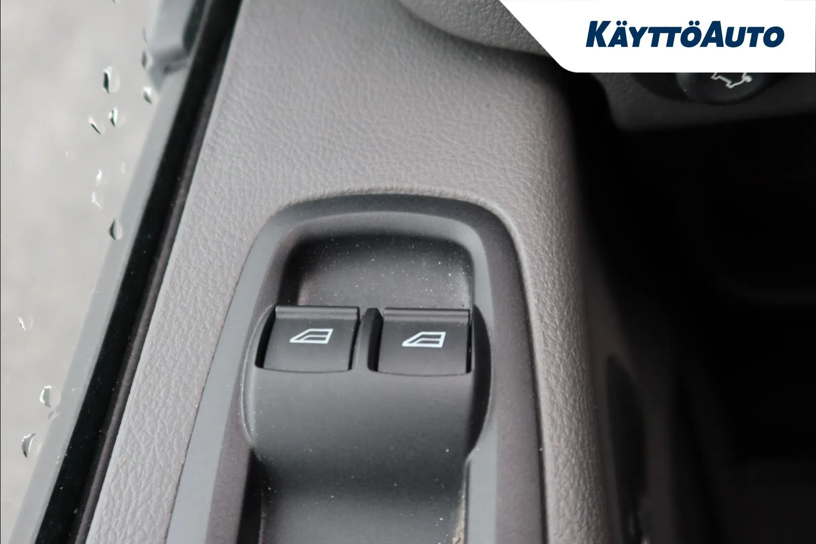 Ford Transit XSS-605 carousel image