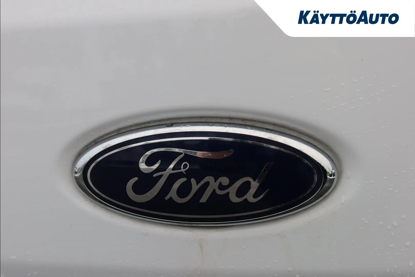 Ford Transit XSS-605 carousel image