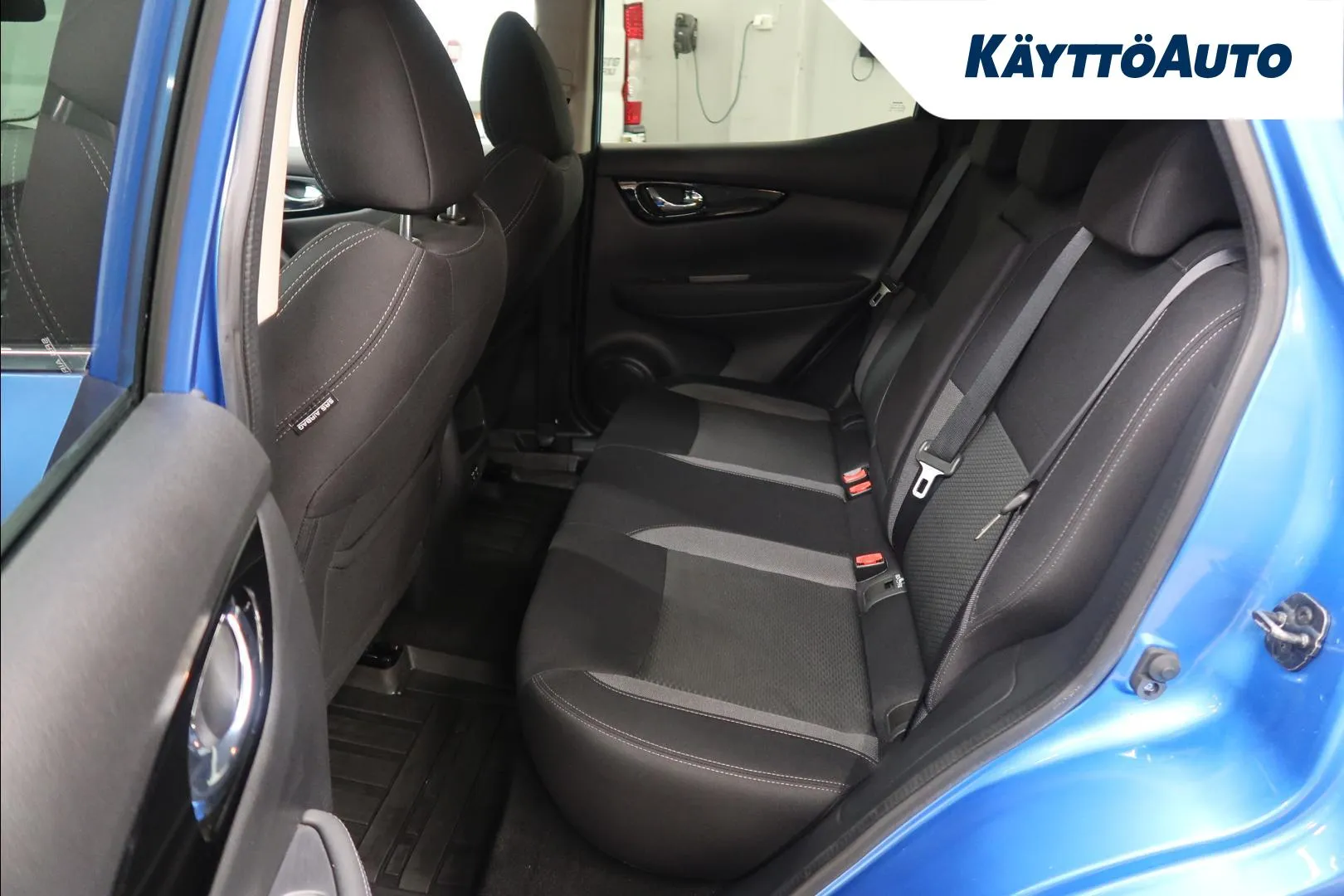 Nissan Qashqai CNY-291 carousel image