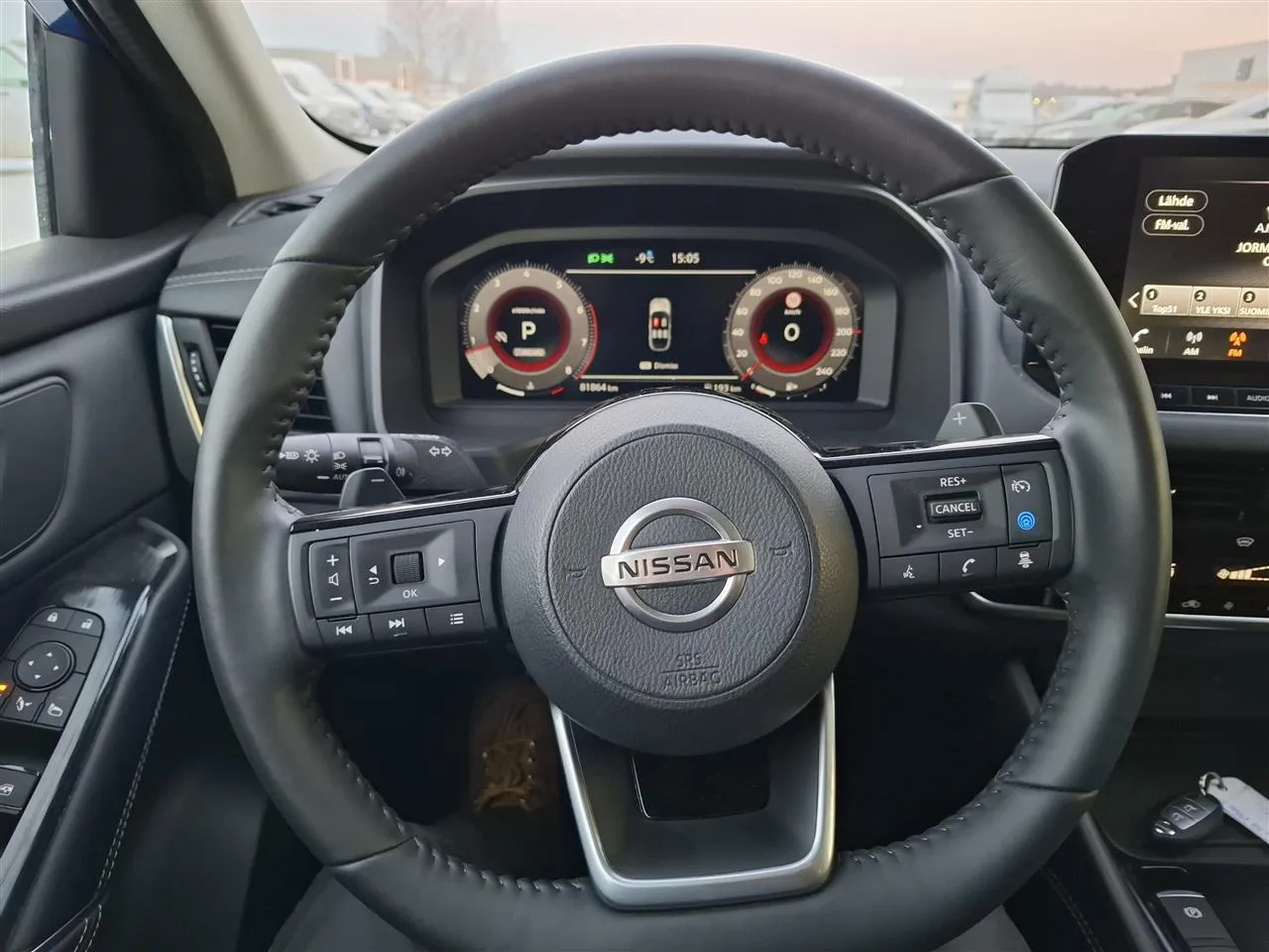 NISSAN Qashqai OZC-724 carousel image