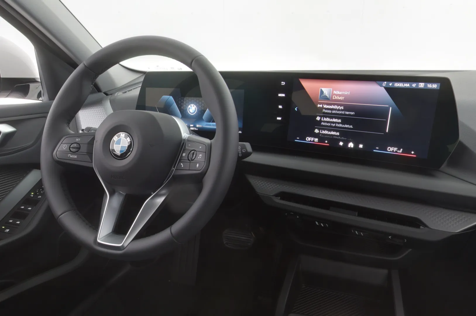 BMW 120 LTP-734 carousel image