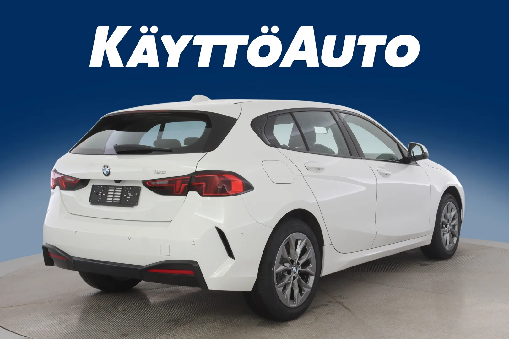 BMW 120 LTP-734 carousel image