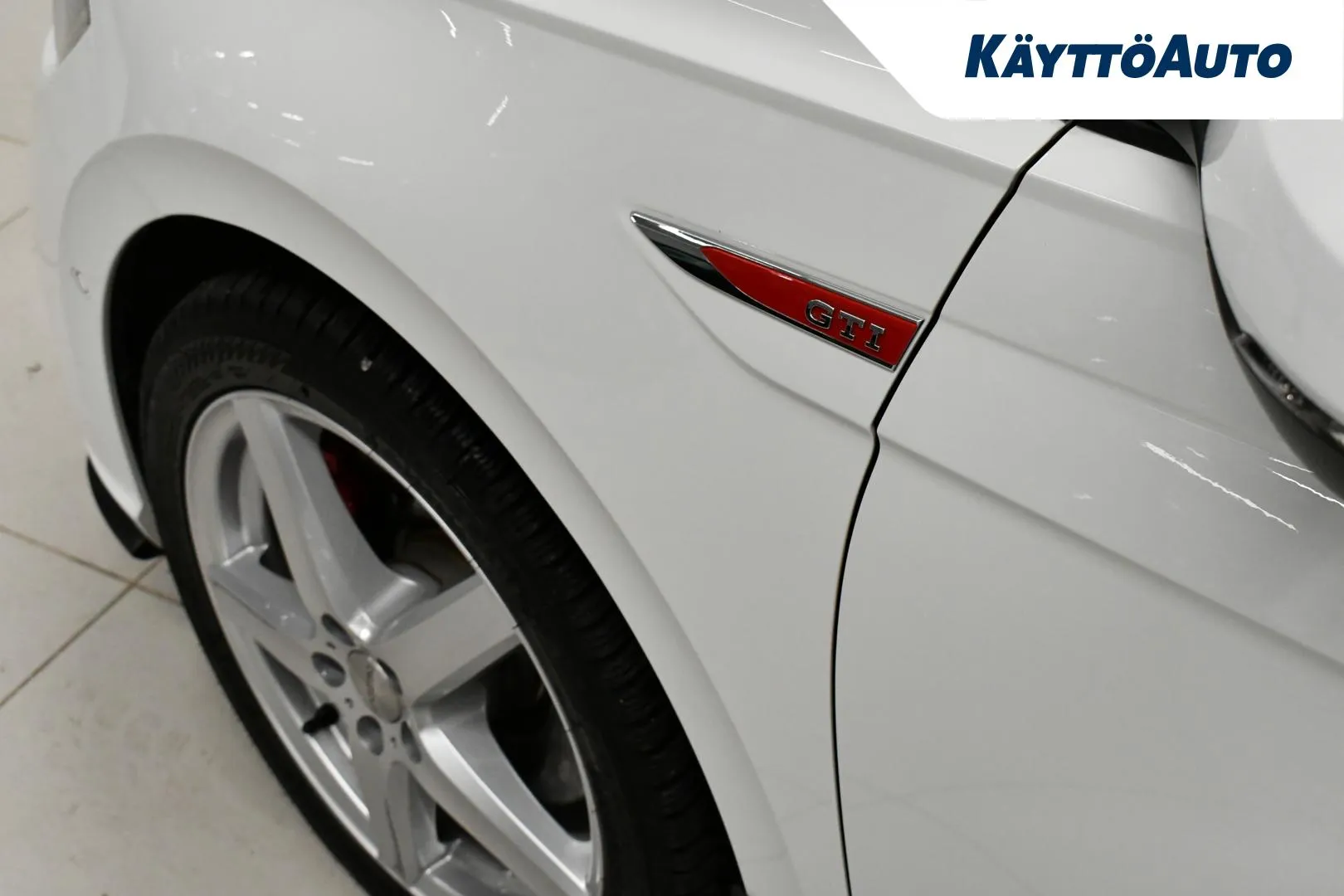 VOLKSWAGEN Polo ZOK-220 carousel image