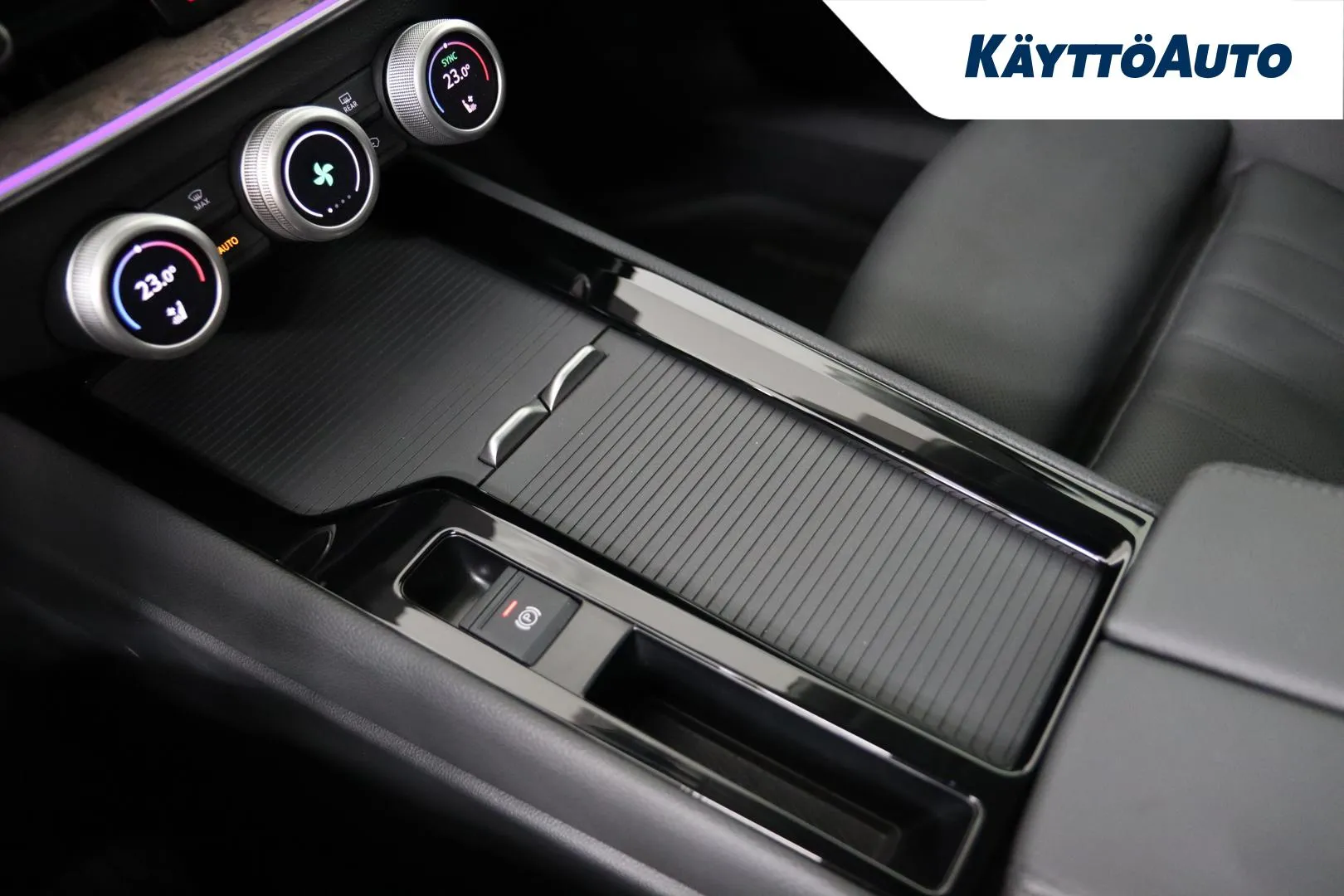 SKODA Superb XSR-442 carousel image