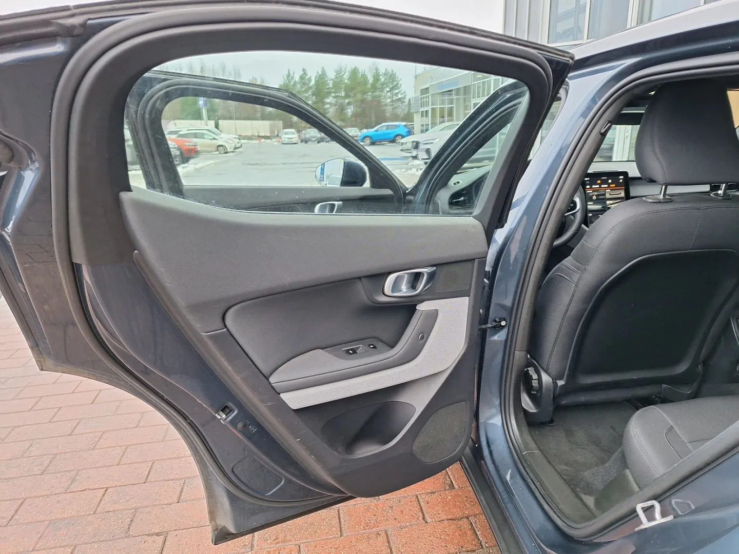 POLESTAR 2 NMX-562 carousel image