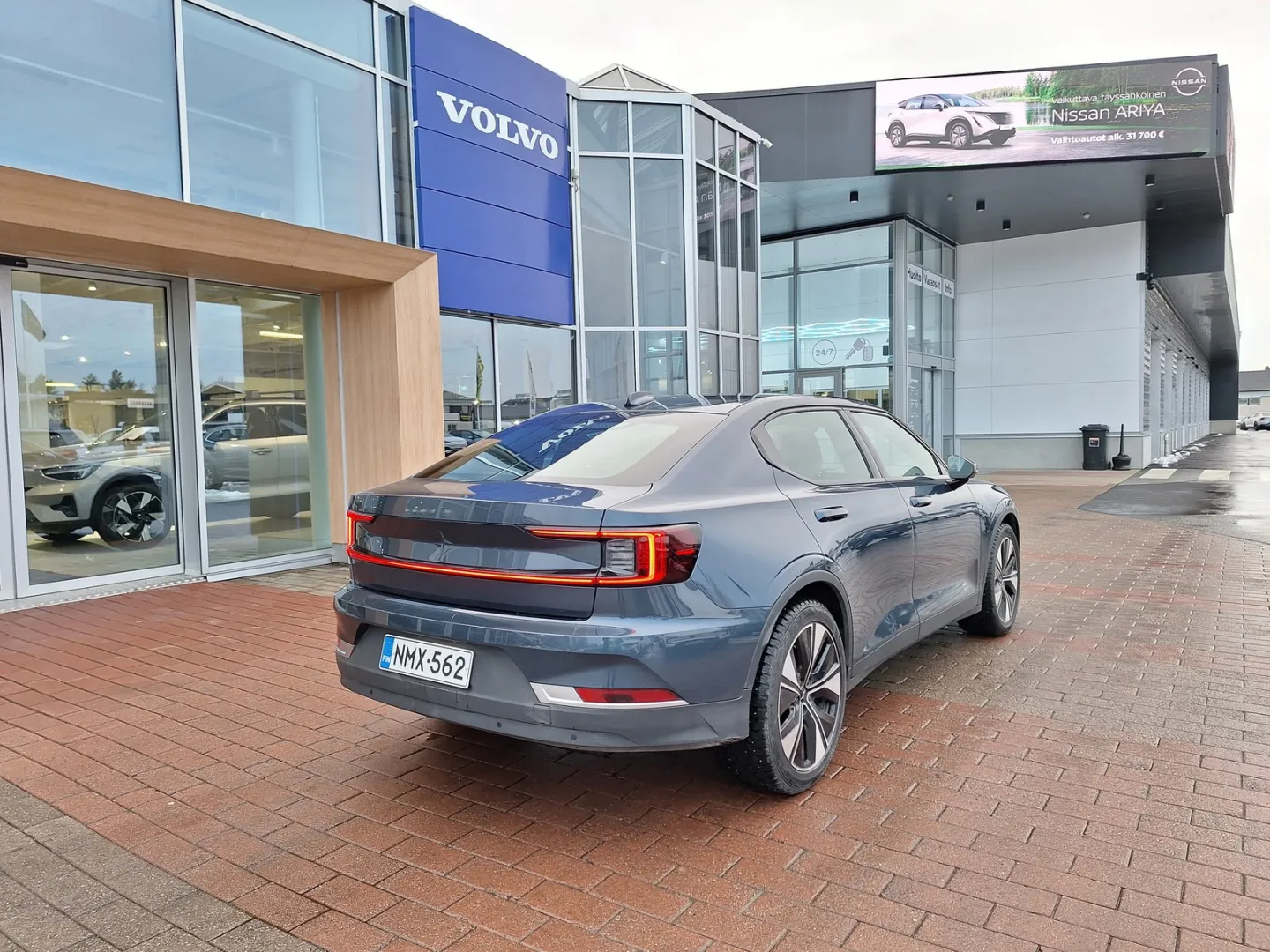 POLESTAR 2 NMX-562 carousel image