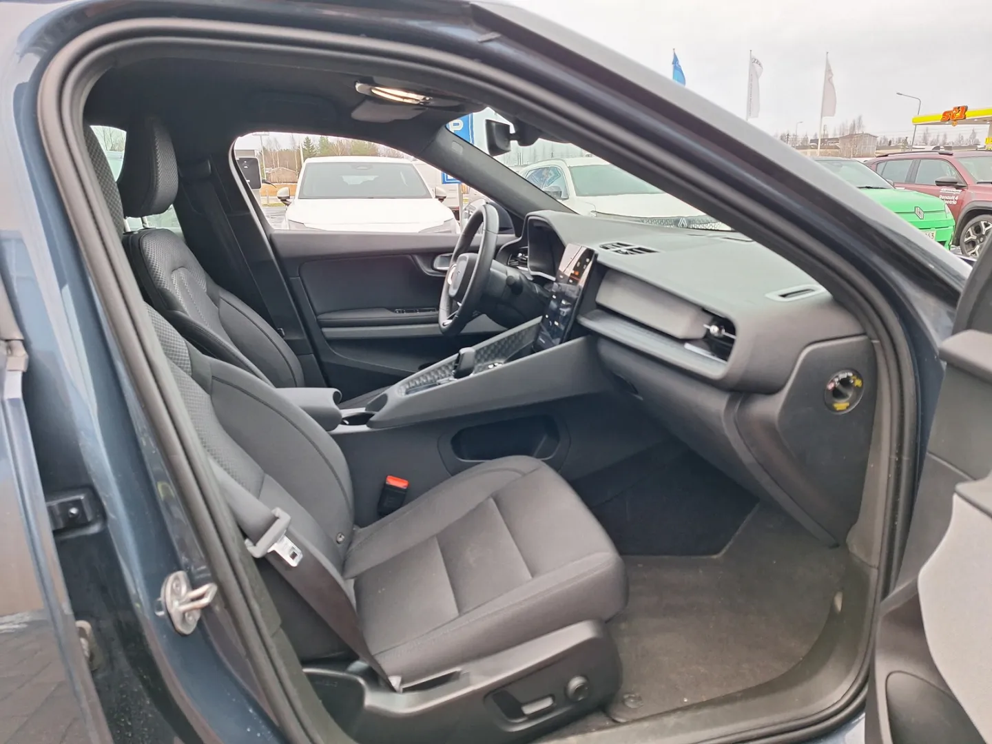 POLESTAR 2 NMX-562 carousel image