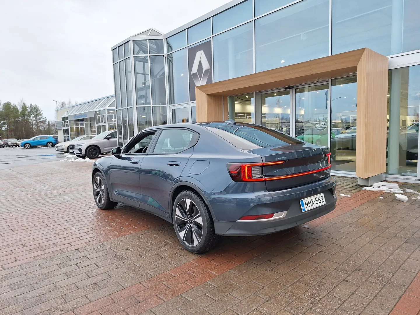 POLESTAR 2 NMX-562 carousel image