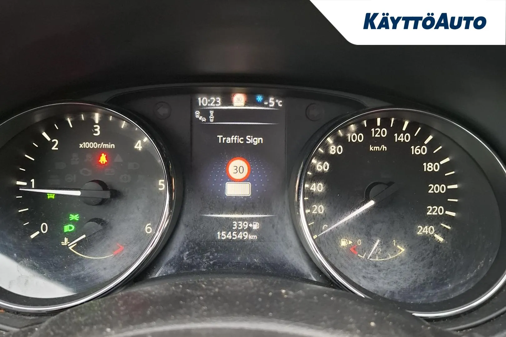 Nissan Qashqai XNU-134 carousel image