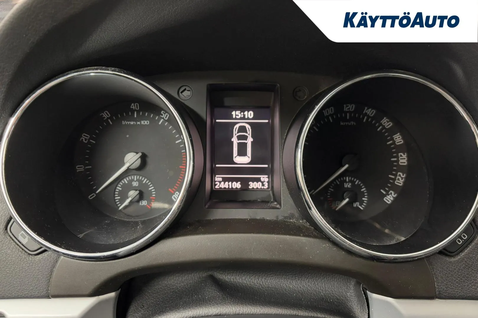 Skoda Yeti XUE-975 carousel image