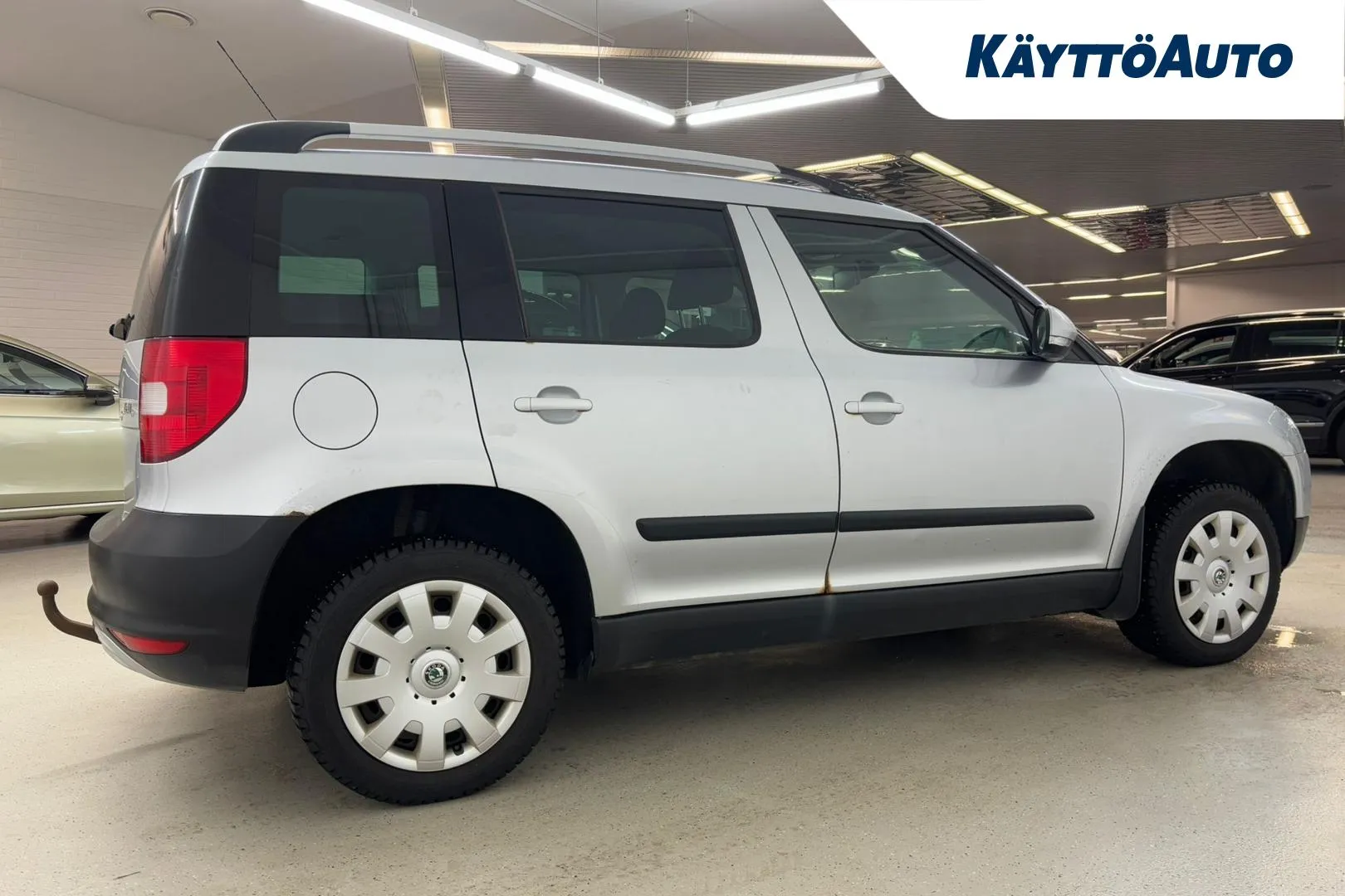 Skoda Yeti XUE-975 carousel image